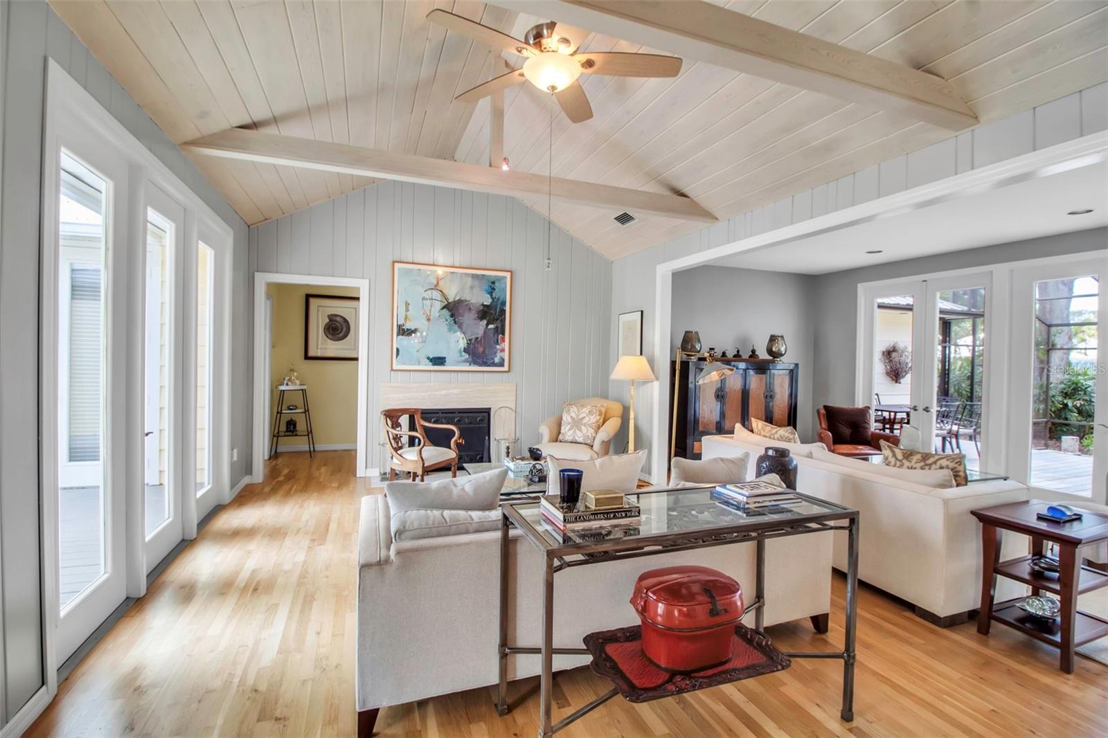 980 S ORANGE AVE, SARASOTA, FL, 34236