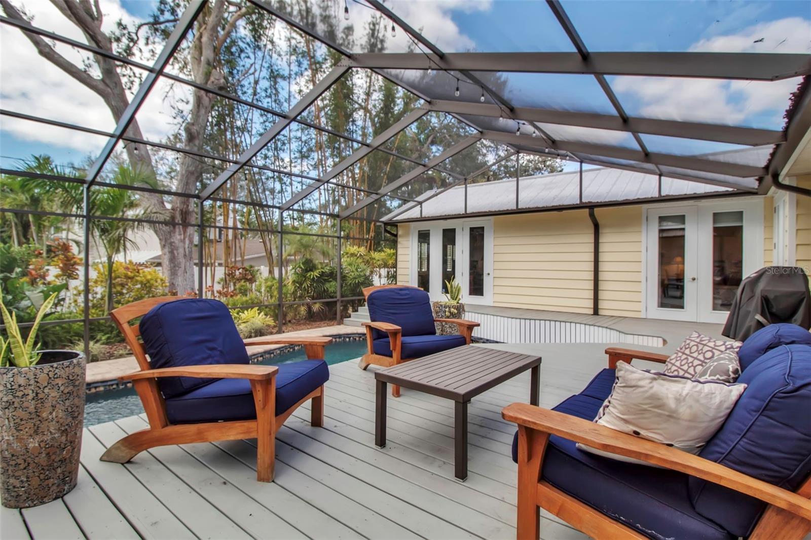 980 S ORANGE AVE, SARASOTA, FL, 34236
