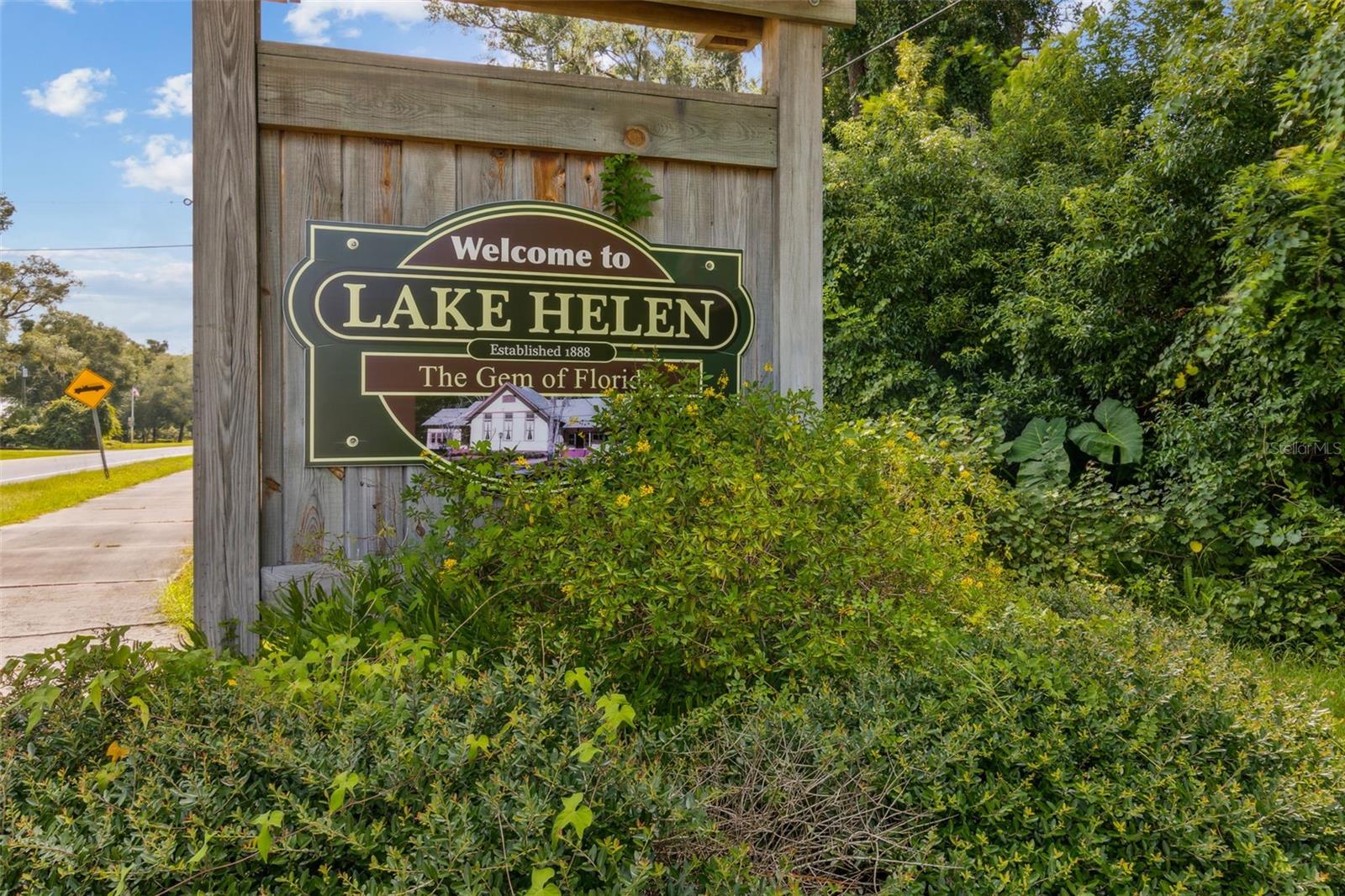 749 CASSADAGA RD, LAKE HELEN, FL, 32744