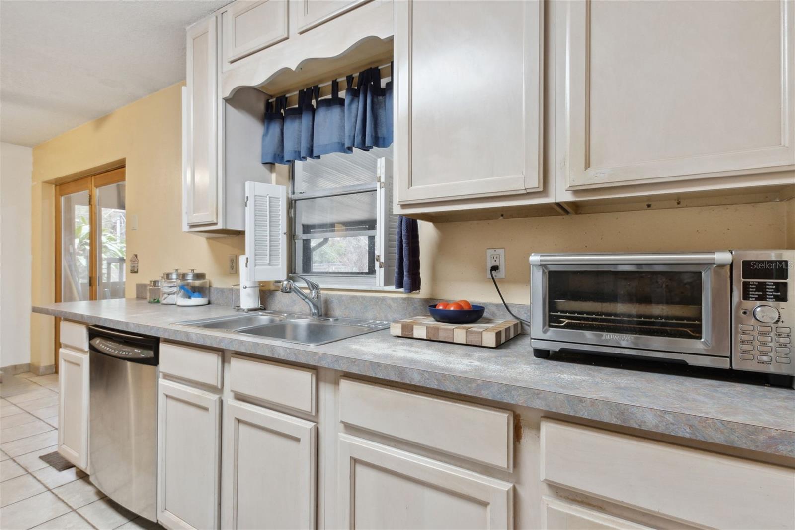 749 CASSADAGA RD, LAKE HELEN, FL, 32744