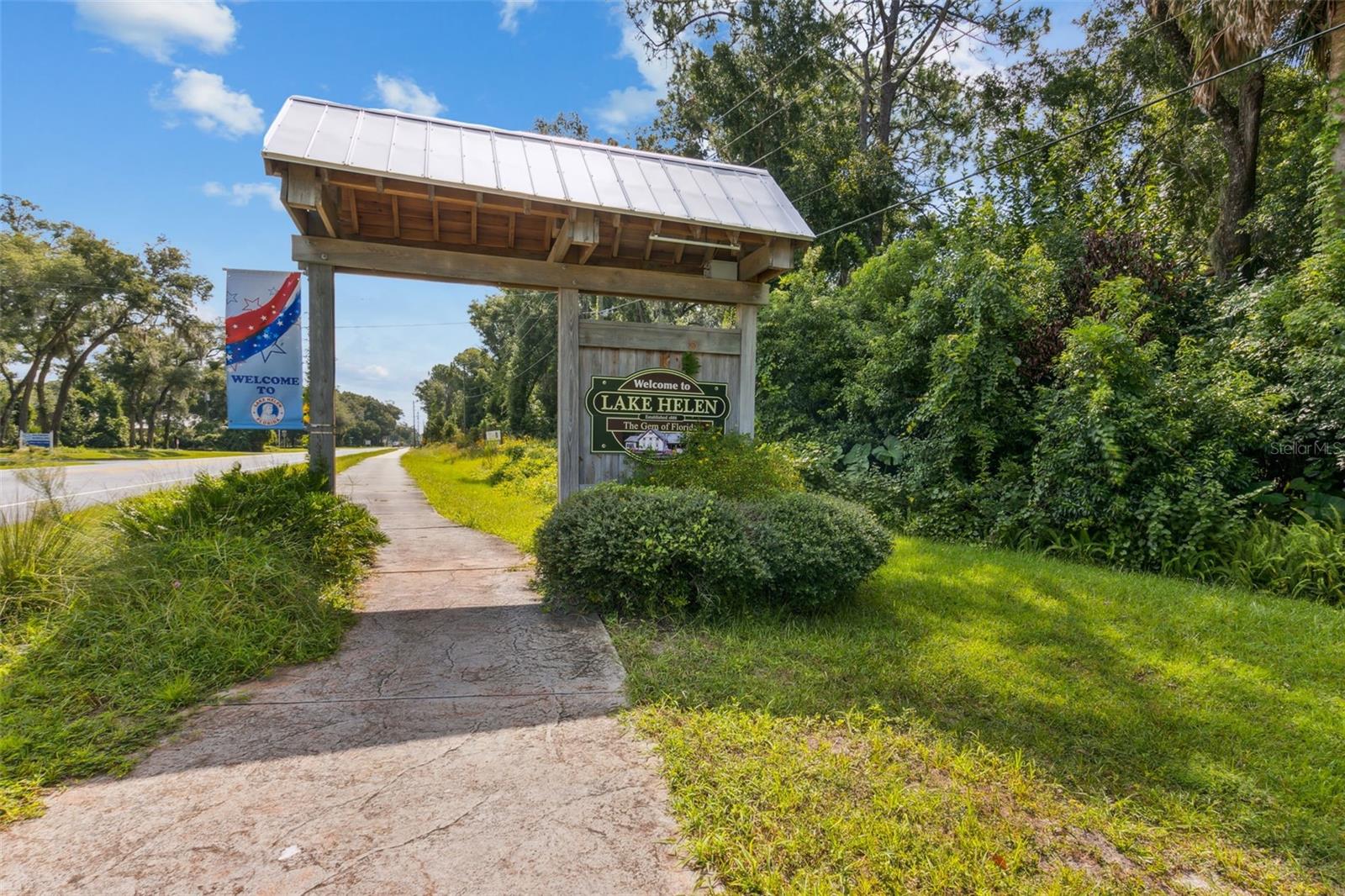 749 CASSADAGA RD, LAKE HELEN, FL, 32744
