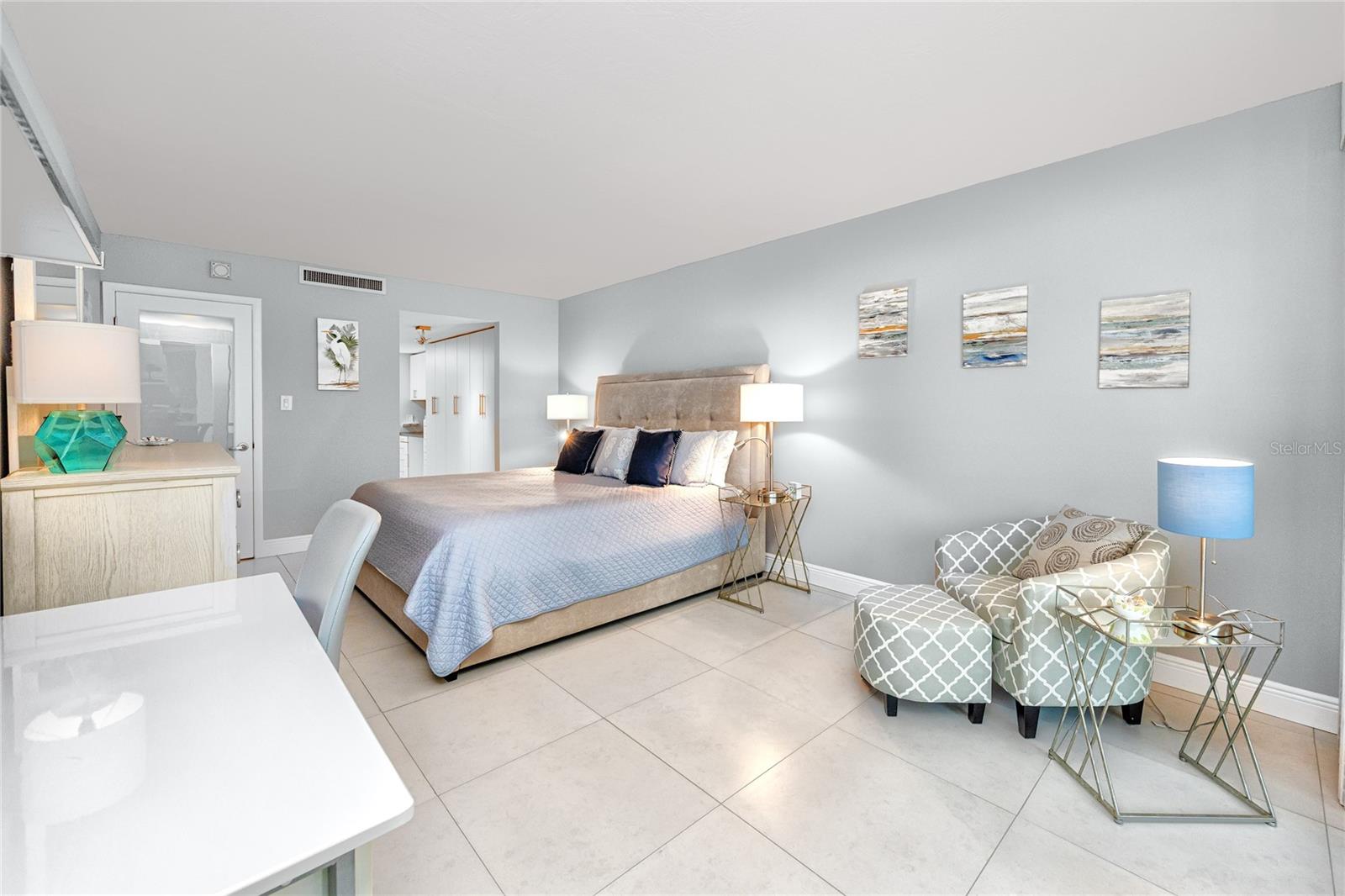 17920 GULF BLVD #702, REDINGTON SHORES, FL, 33708