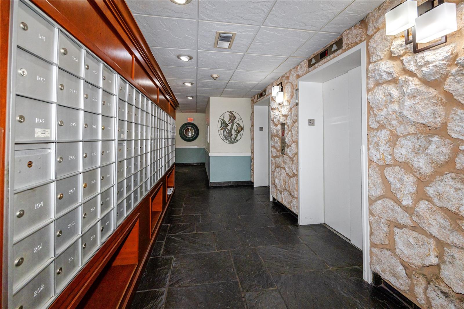 17920 GULF BLVD #702, REDINGTON SHORES, FL, 33708