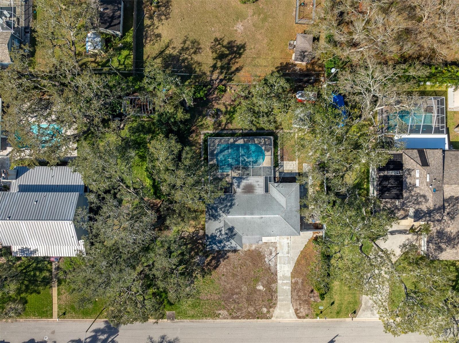2050 NIGELS DR, DUNEDIN, FL, 34698