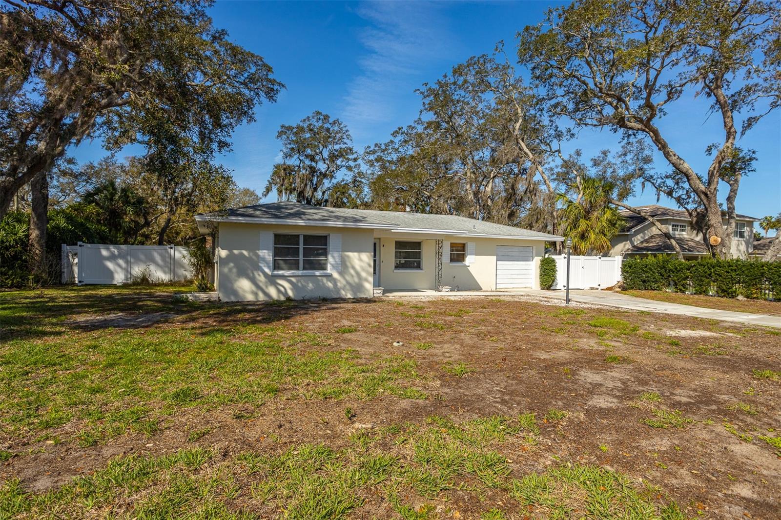 2050 NIGELS DR, DUNEDIN, FL, 34698