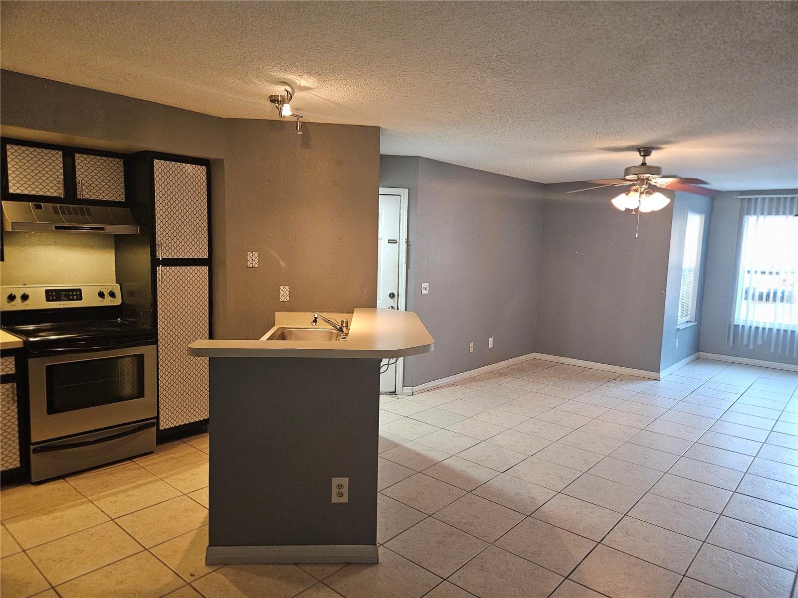 4518 COMMANDER DR #1915, ORLANDO, FL, 32822