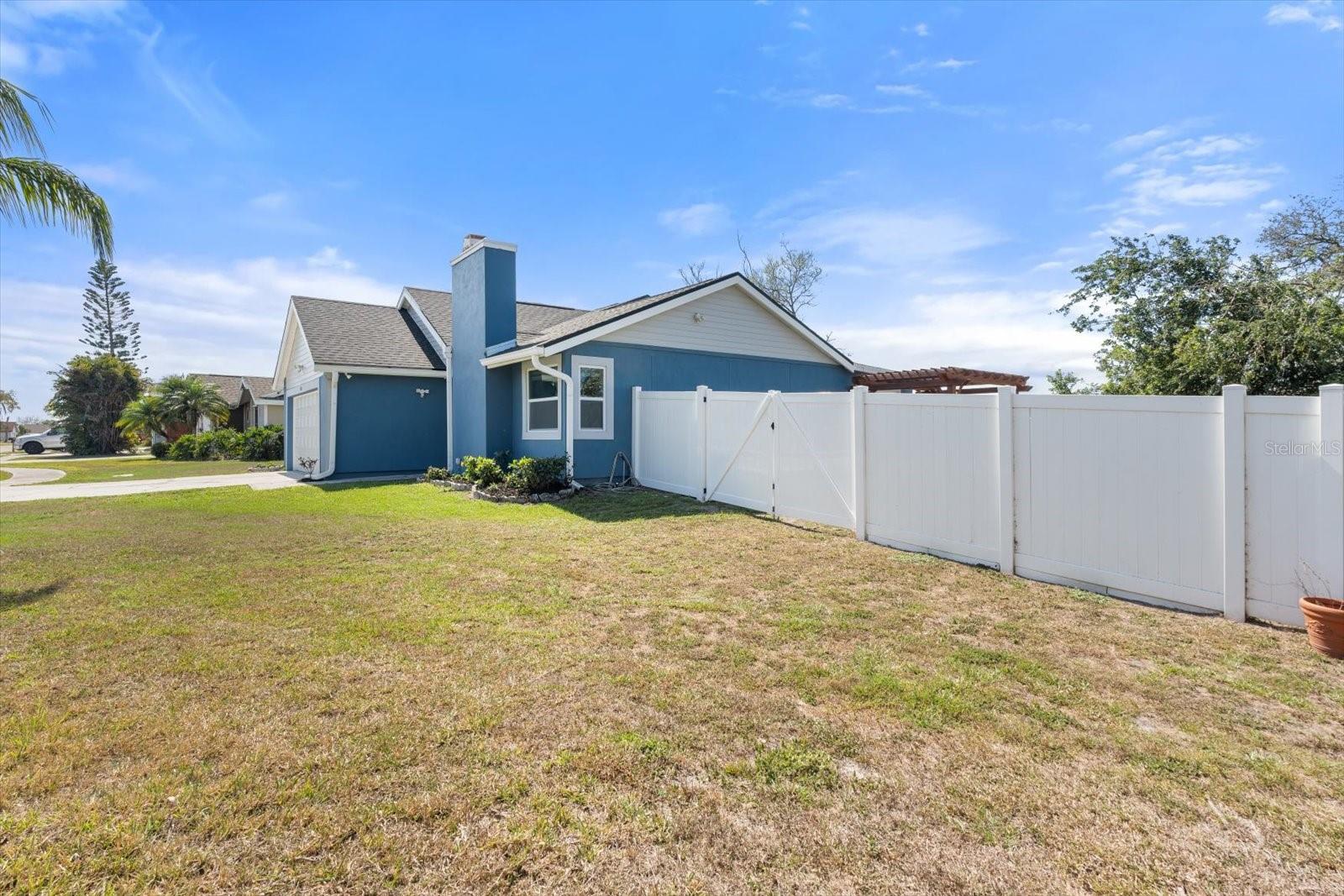 3525 65TH AVENUE CIR E, SARASOTA, FL, 34243