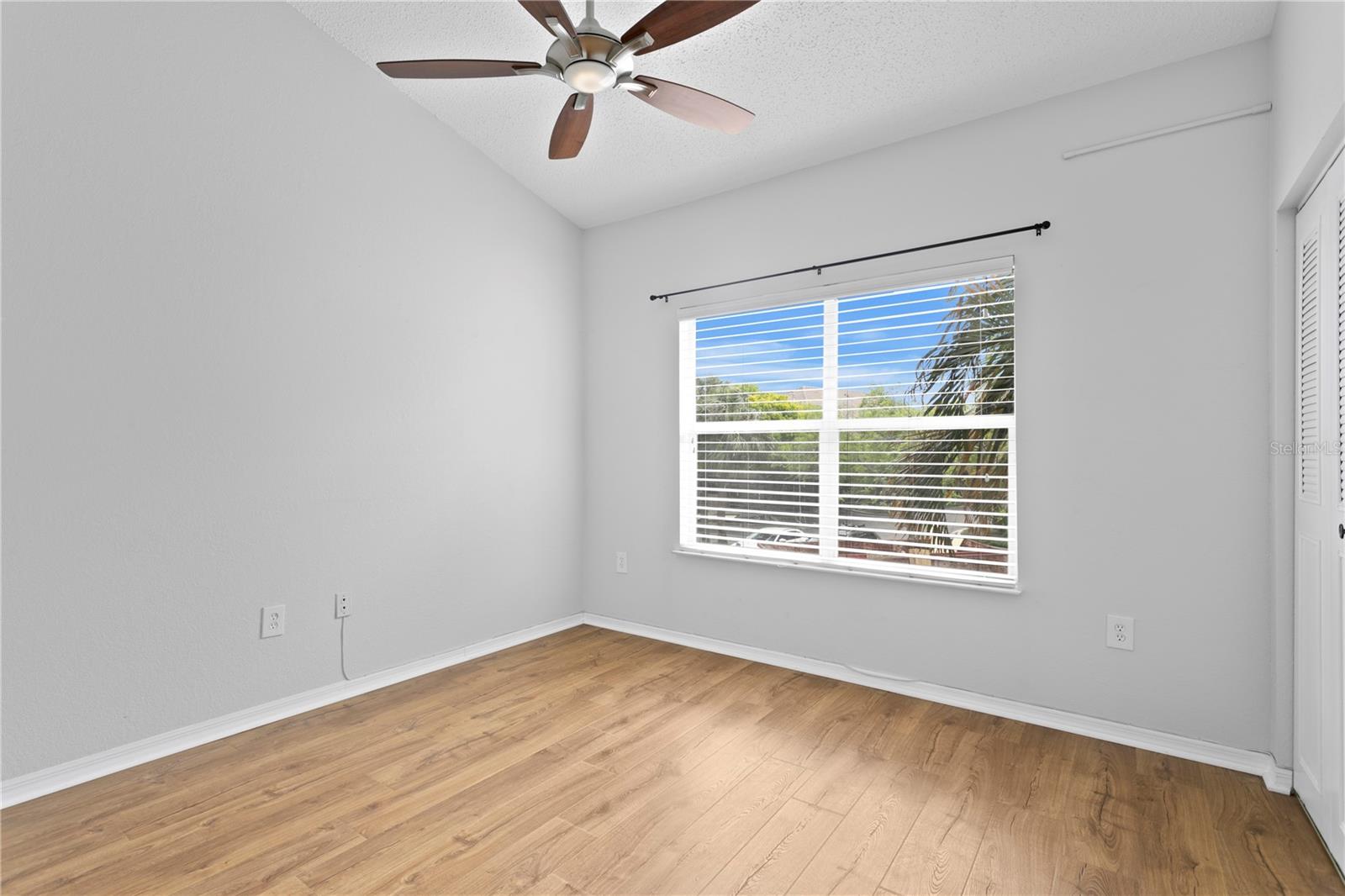 654 ARBOR LAKE LN, TAMPA, FL, 33602