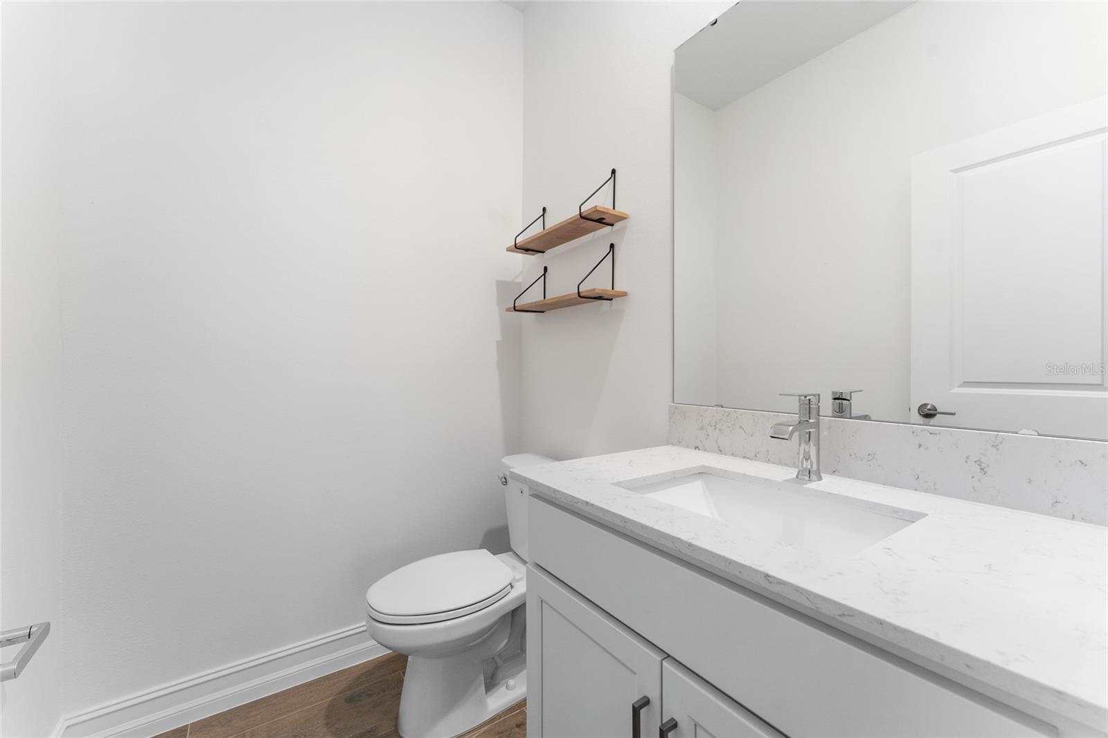 18255 SERENE LAKE LOOP, LUTZ, FL, 33548