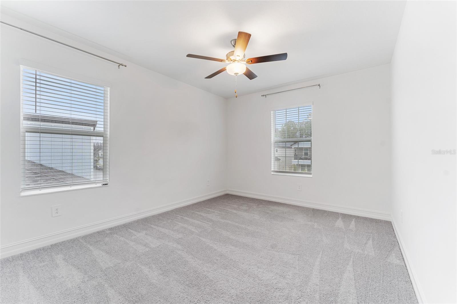 18255 SERENE LAKE LOOP, LUTZ, FL, 33548