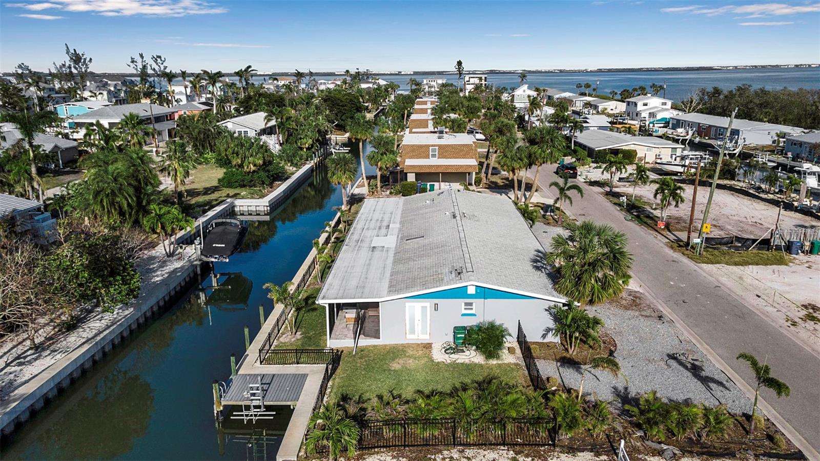 765 SAINT JUDES DR N, LONGBOAT KEY, FL, 34228