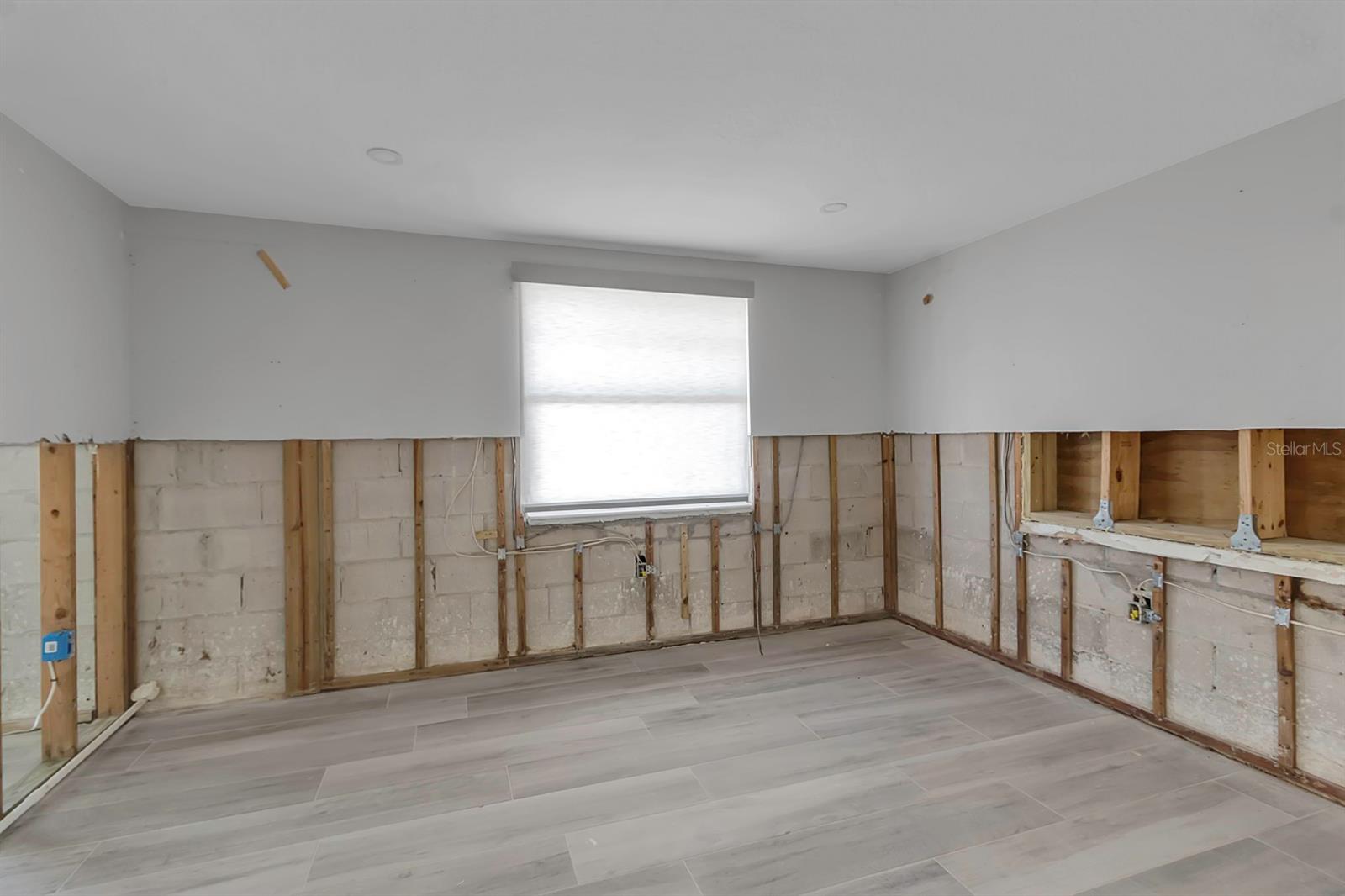 765 SAINT JUDES DR N, LONGBOAT KEY, FL, 34228