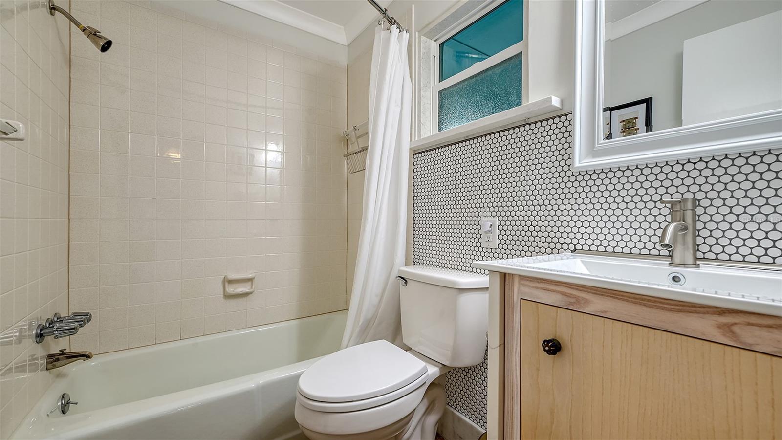 101 BASE AVE E #101, 103, VENICE, FL, 34285