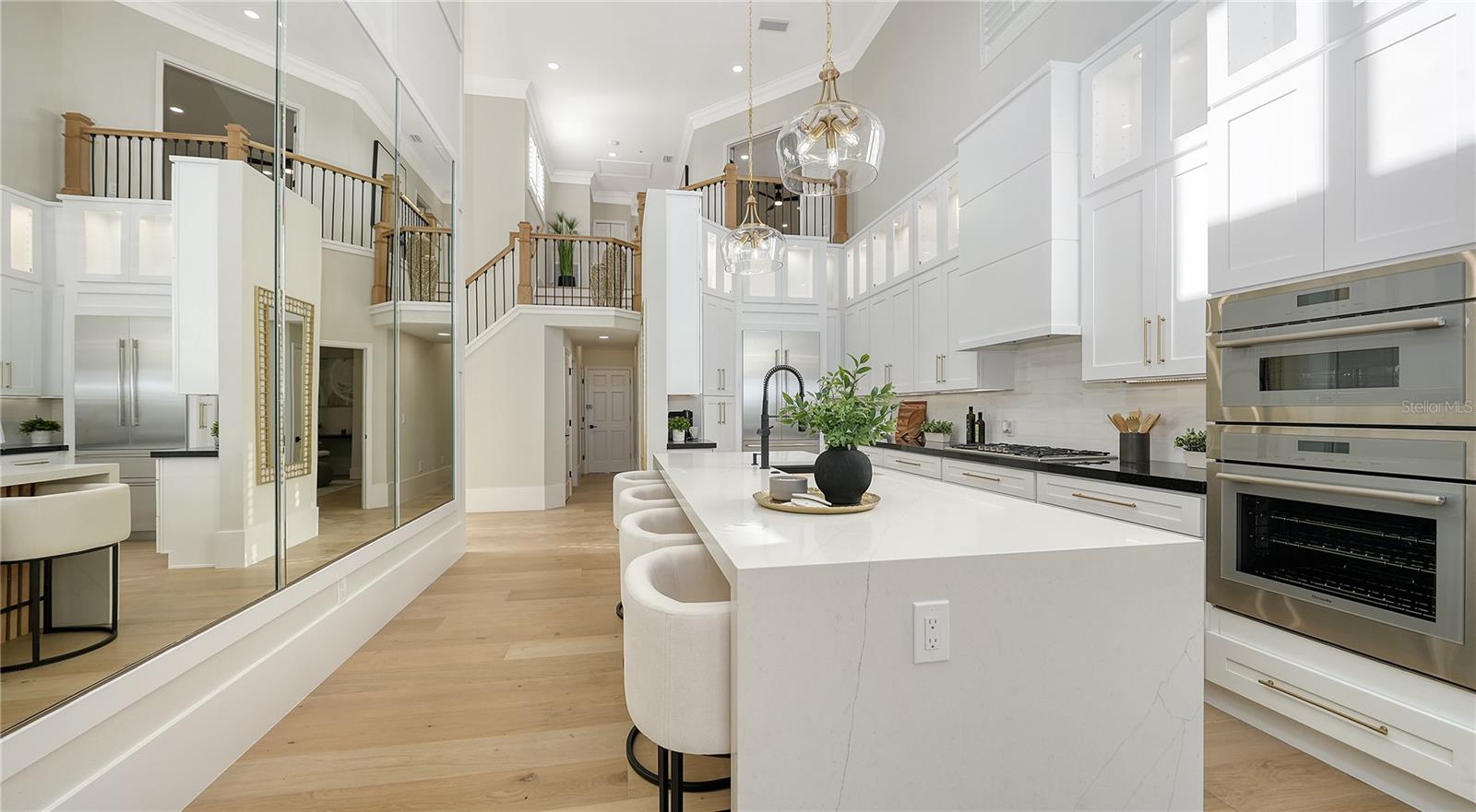 3540 MISTLETOE LN, LONGBOAT KEY, FL, 34228