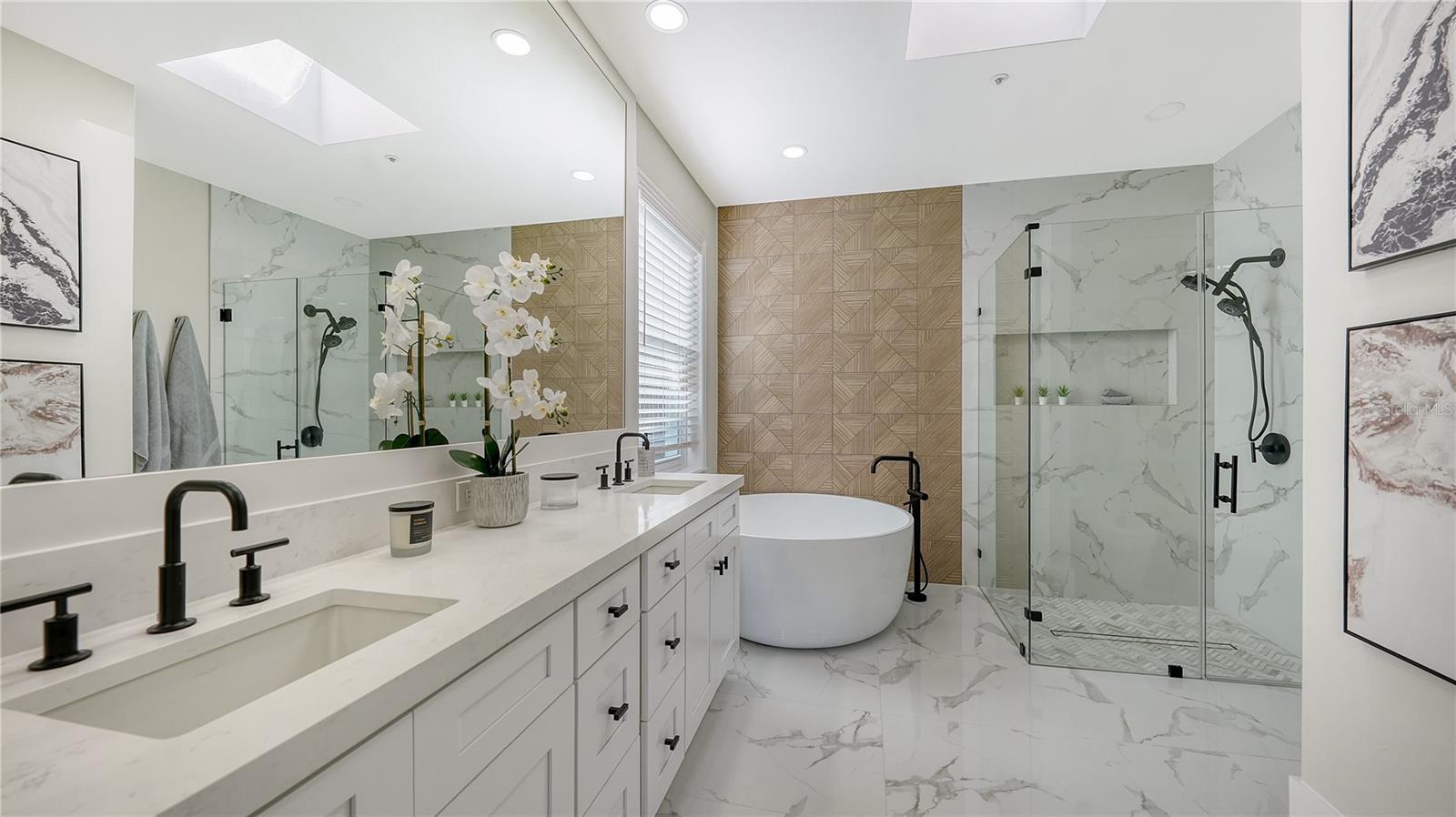 3540 MISTLETOE LN, LONGBOAT KEY, FL, 34228