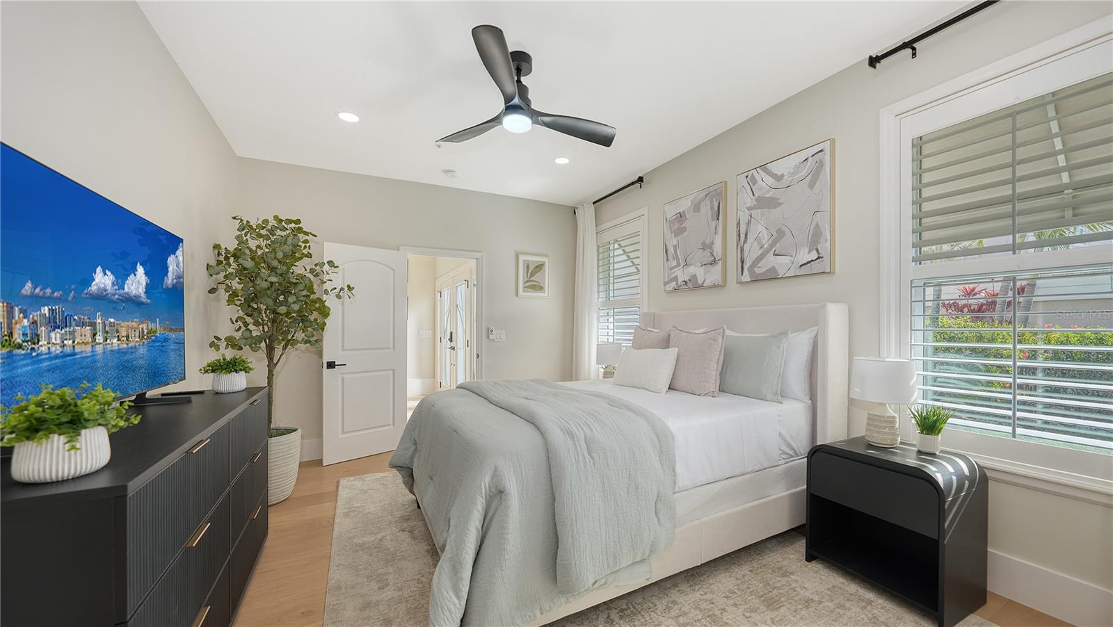 3540 MISTLETOE LN, LONGBOAT KEY, FL, 34228