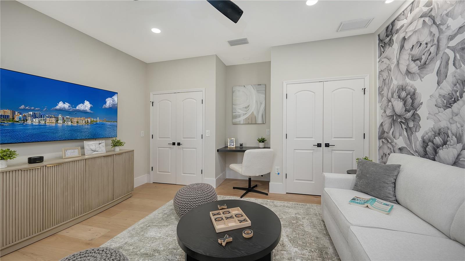3540 MISTLETOE LN, LONGBOAT KEY, FL, 34228