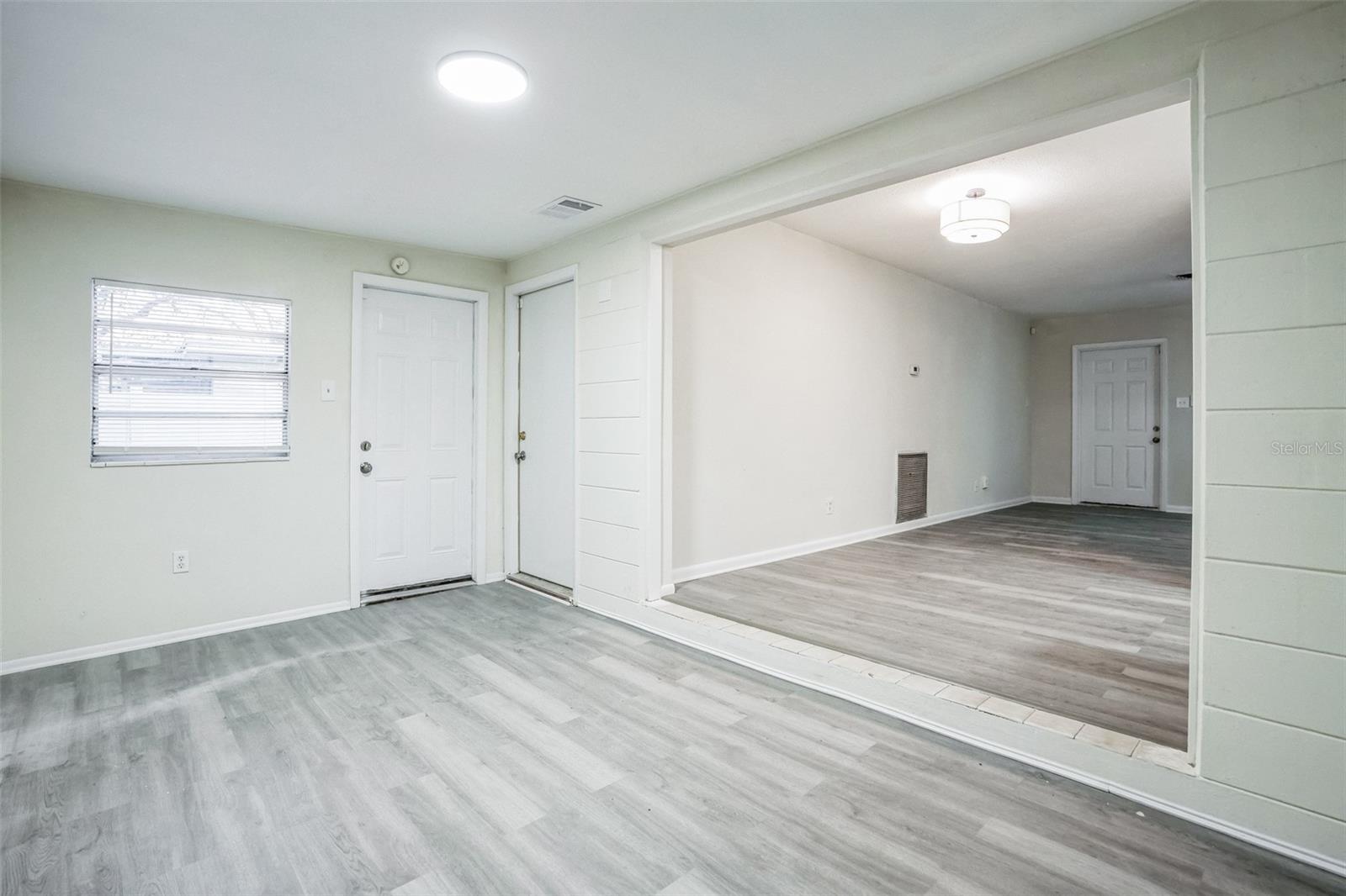 2070 68TH TER S, ST PETERSBURG, FL, 33712