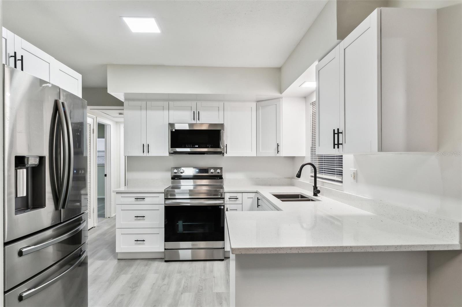 2070 68TH TER S, ST PETERSBURG, FL, 33712