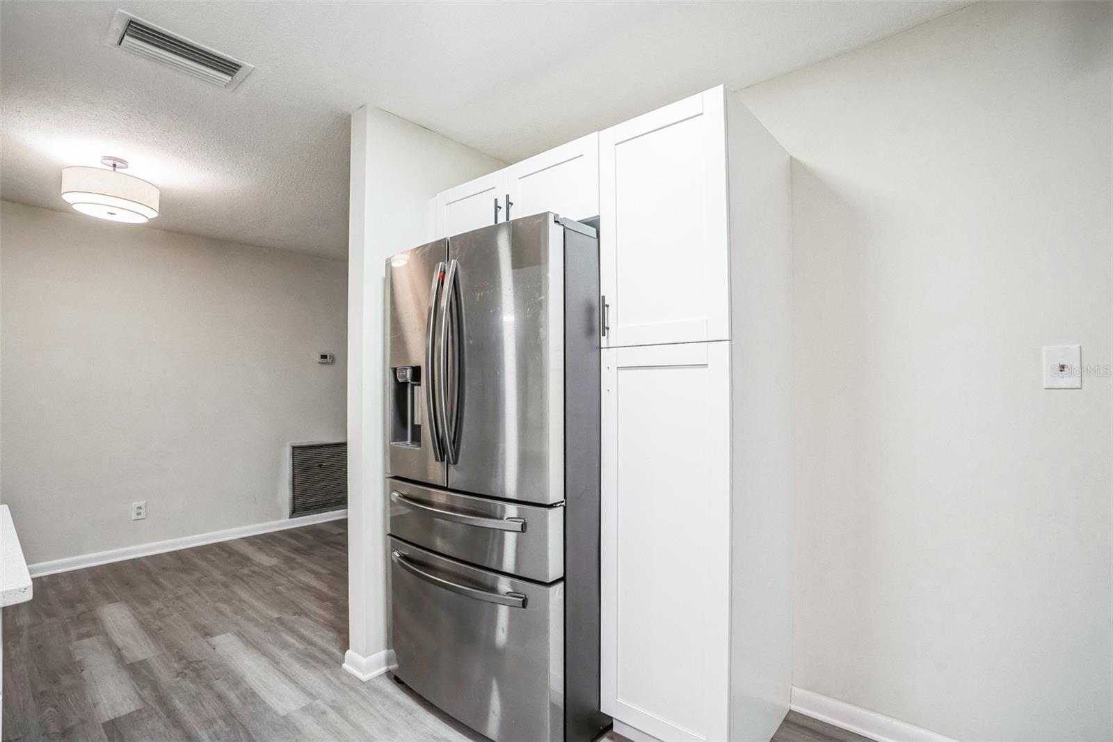 2070 68TH TER S, ST PETERSBURG, FL, 33712