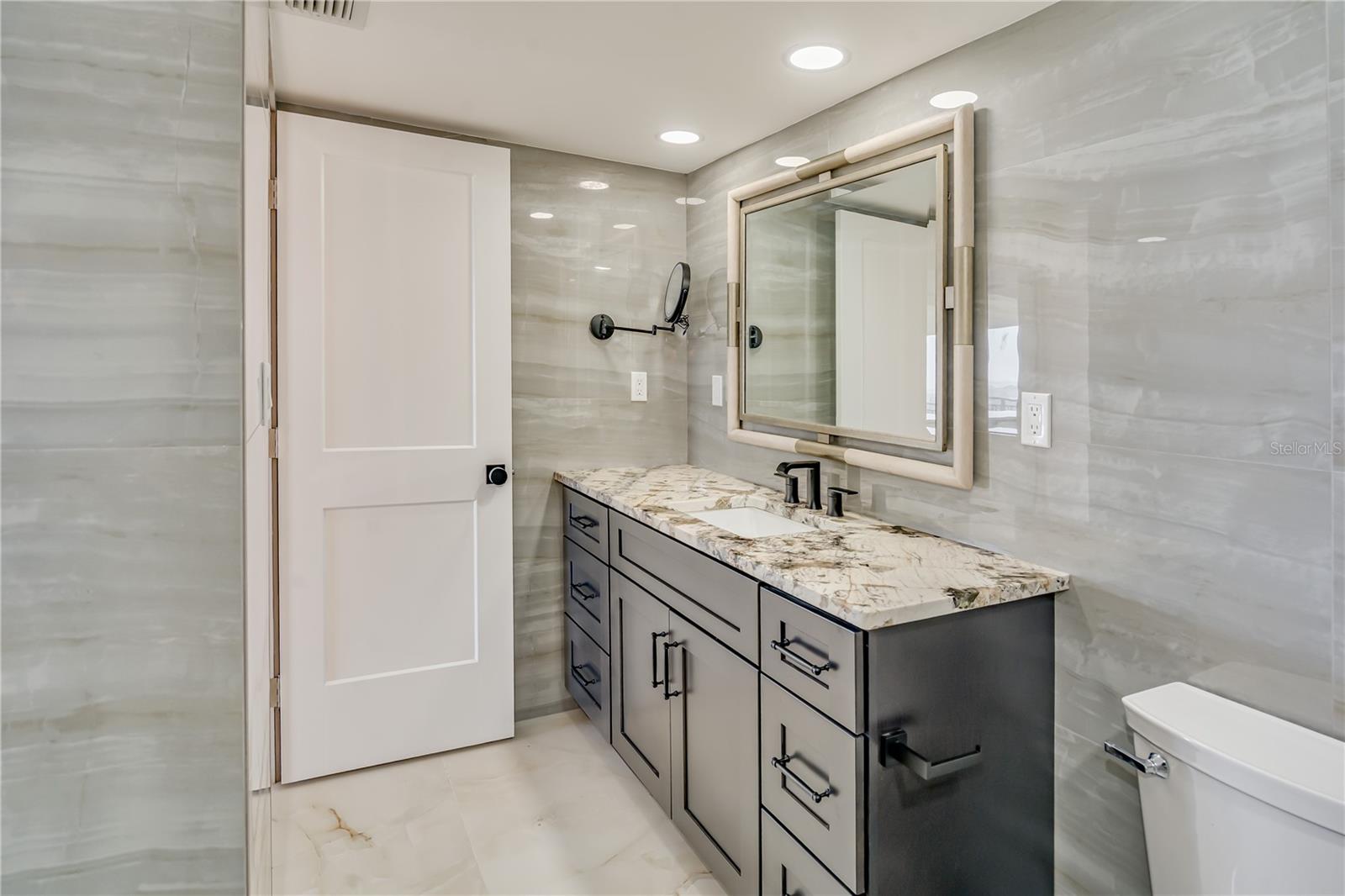 7600 BAYSHORE DR #901, TREASURE ISLAND, FL, 33706