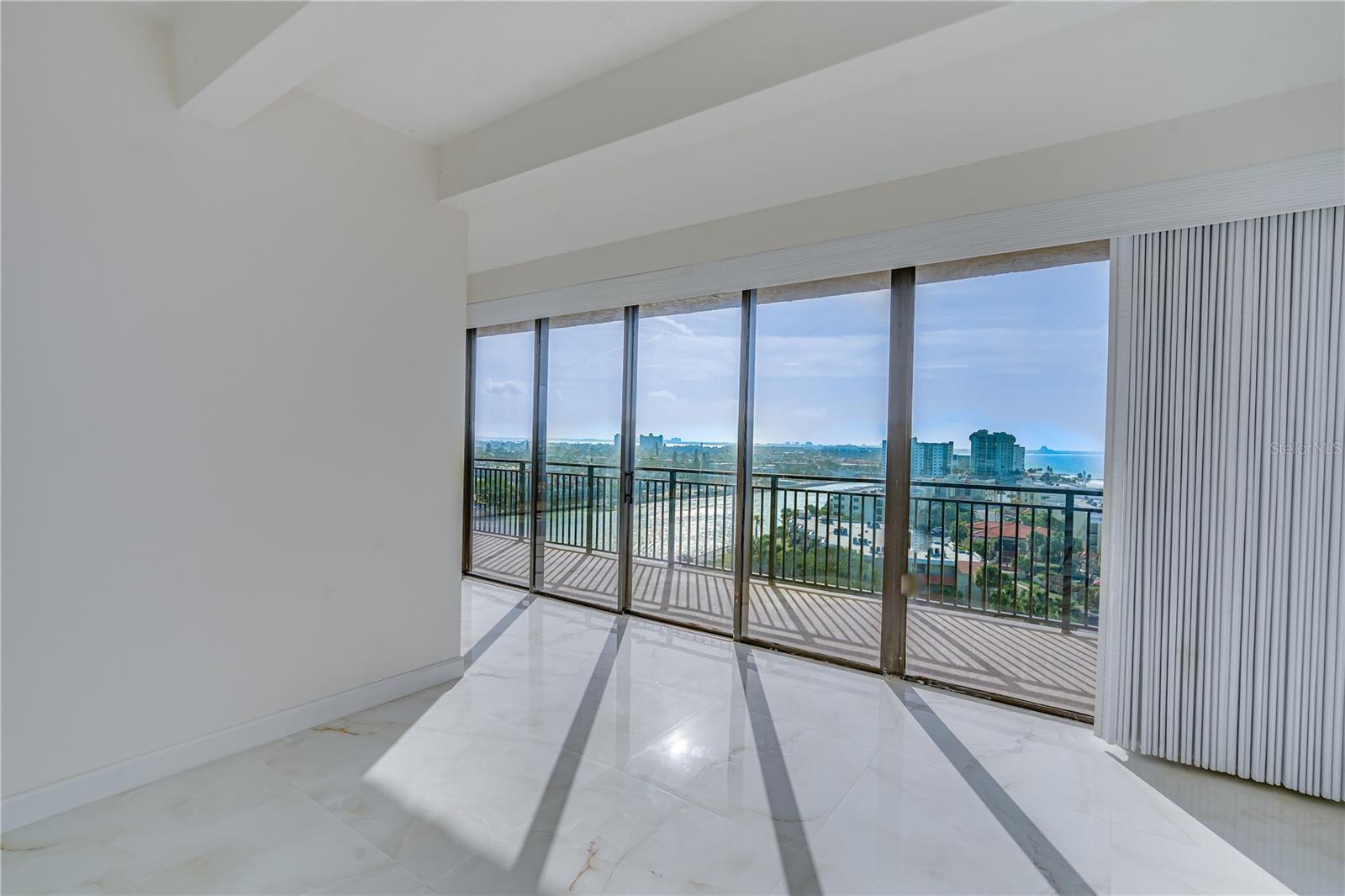 7600 BAYSHORE DR #901, TREASURE ISLAND, FL, 33706