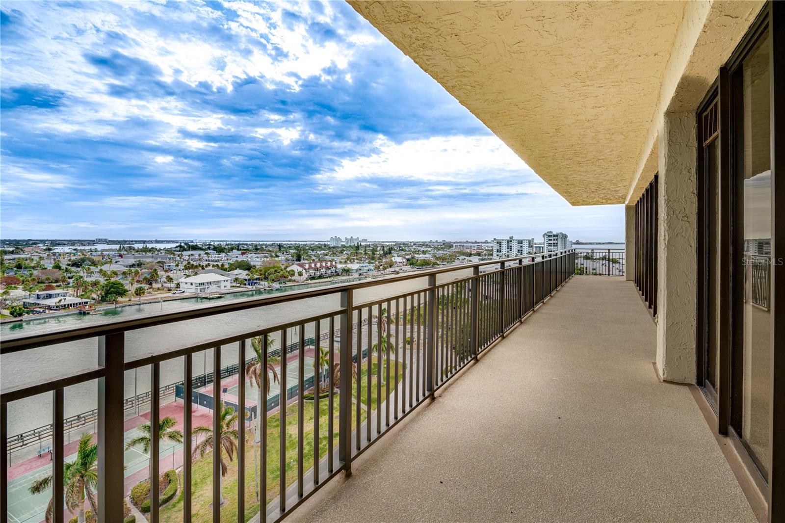 7600 BAYSHORE DR #901, TREASURE ISLAND, FL, 33706
