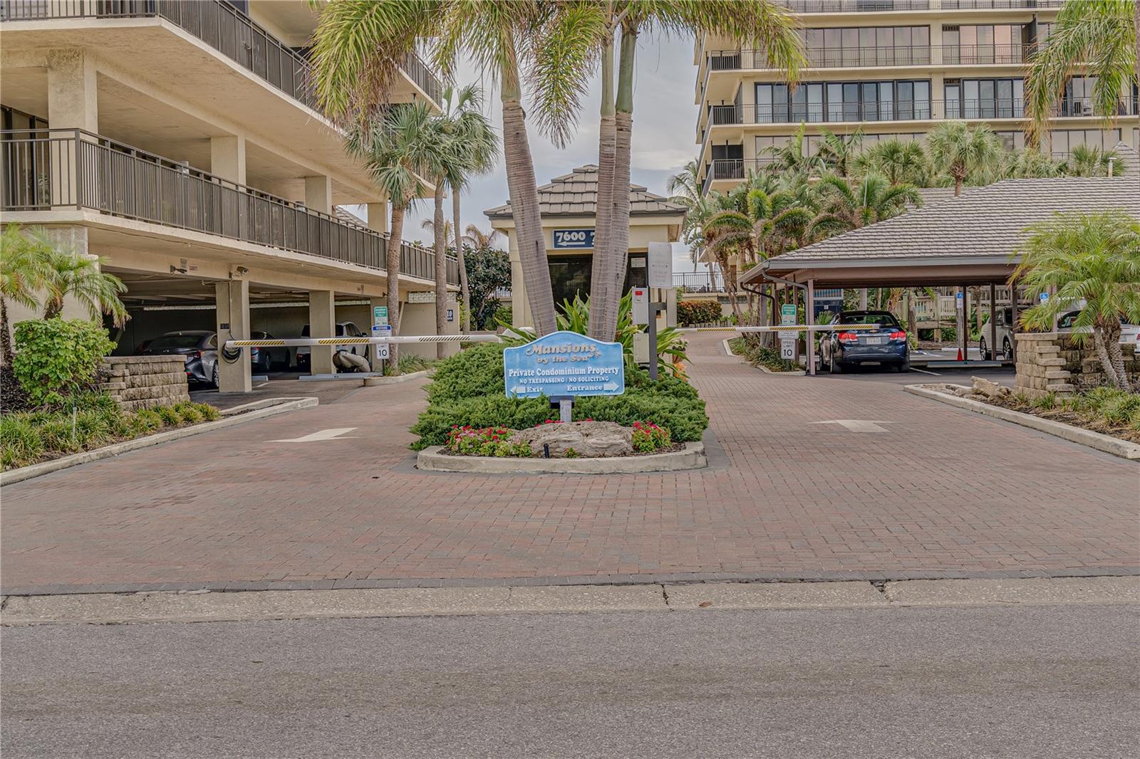 7600 BAYSHORE DR #901, TREASURE ISLAND, FL, 33706