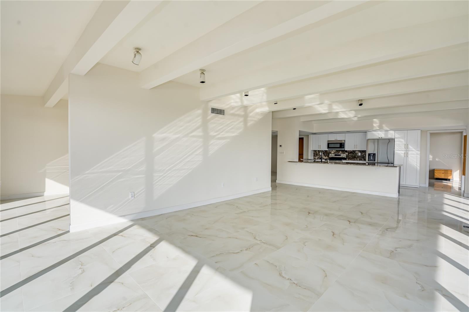 7600 BAYSHORE DR #901, TREASURE ISLAND, FL, 33706