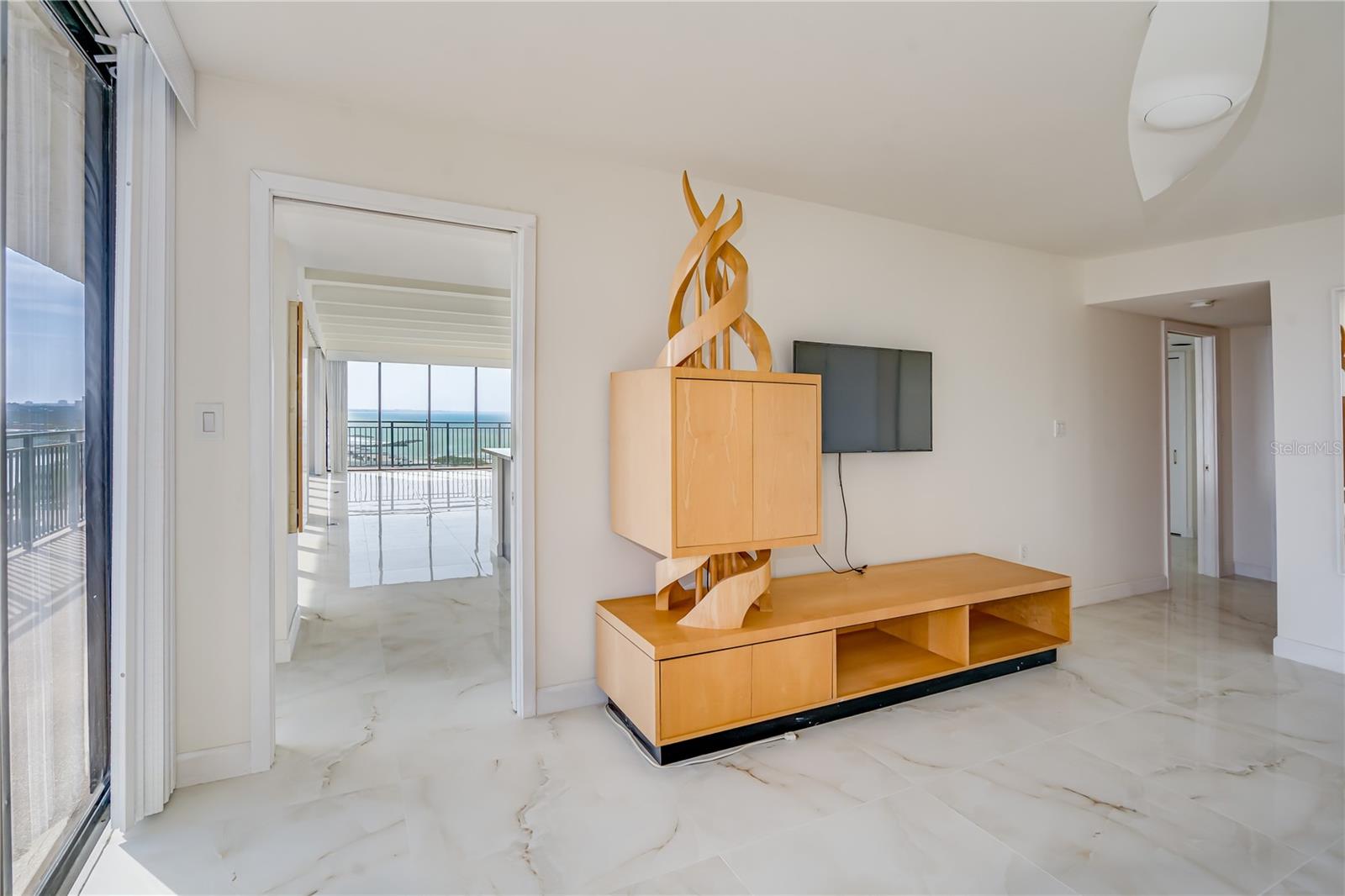 7600 BAYSHORE DR #901, TREASURE ISLAND, FL, 33706