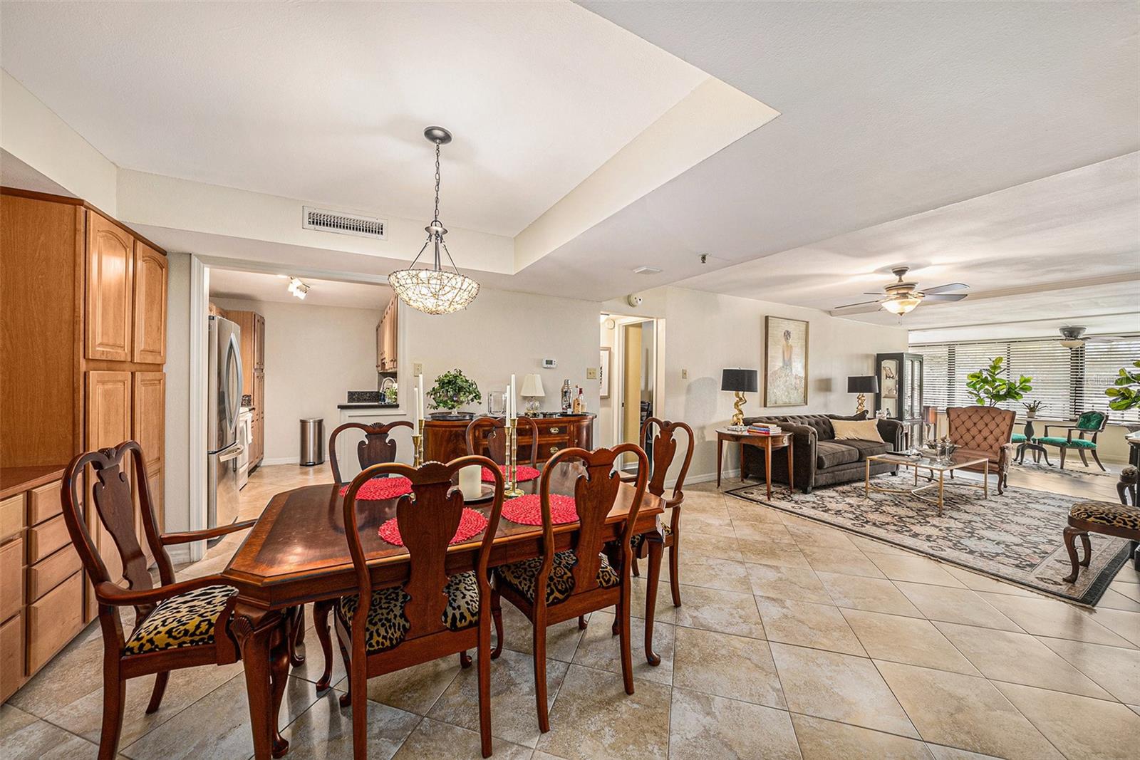 3211 W SWANN AVE #210, TAMPA, FL, 33609