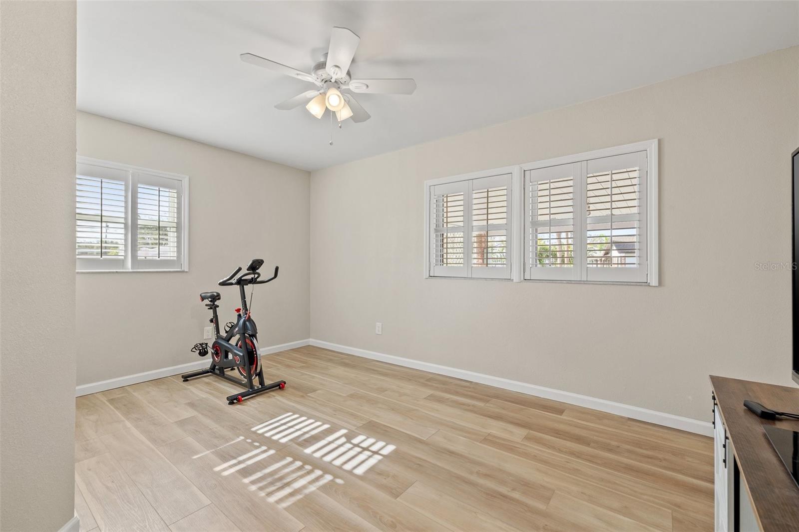 5001 SHETLAND AVE, TAMPA, FL, 33615