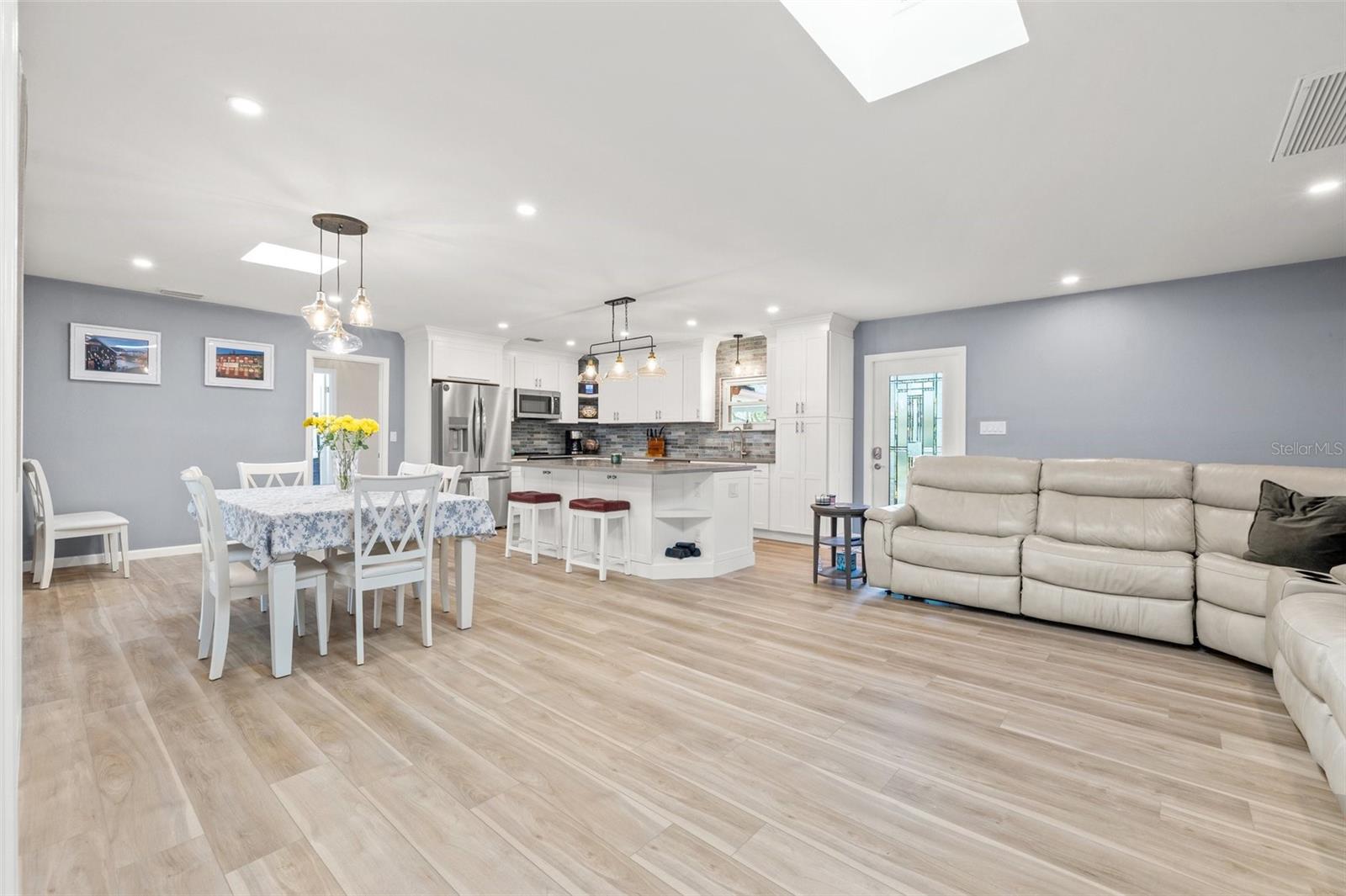 5001 SHETLAND AVE, TAMPA, FL, 33615