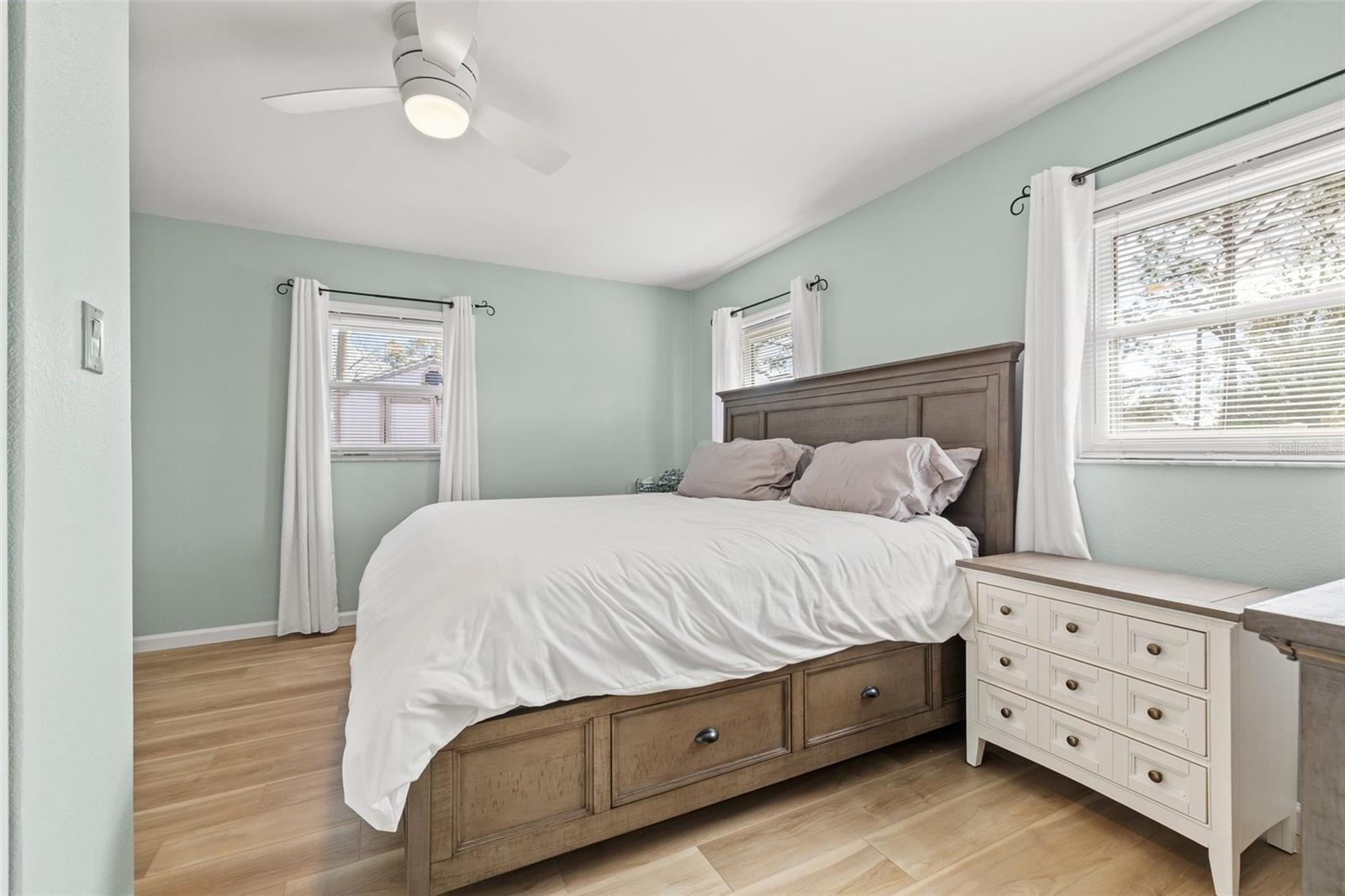 5001 SHETLAND AVE, TAMPA, FL, 33615