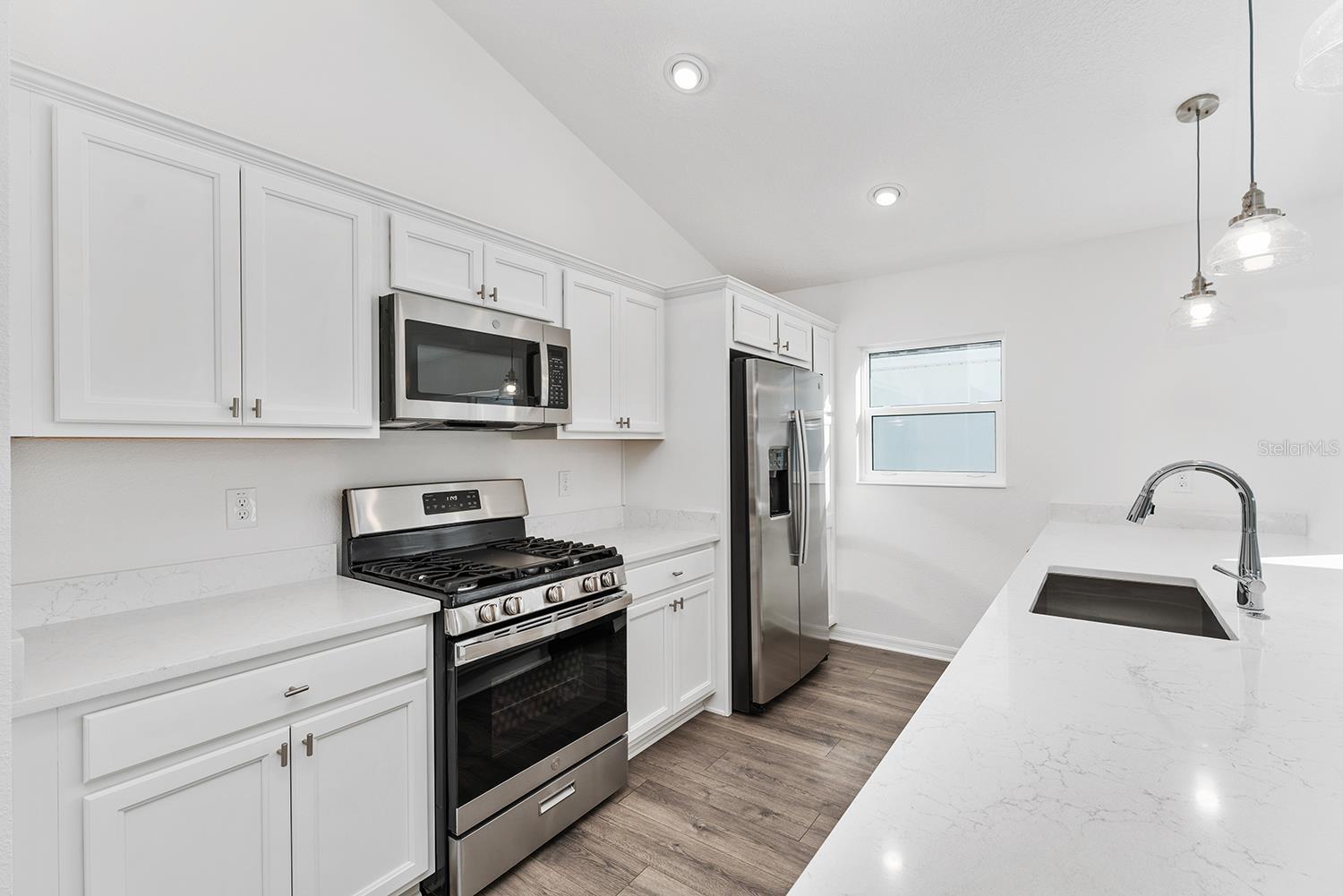 7150 COMPTON AVE, THE VILLAGES, FL, 34762