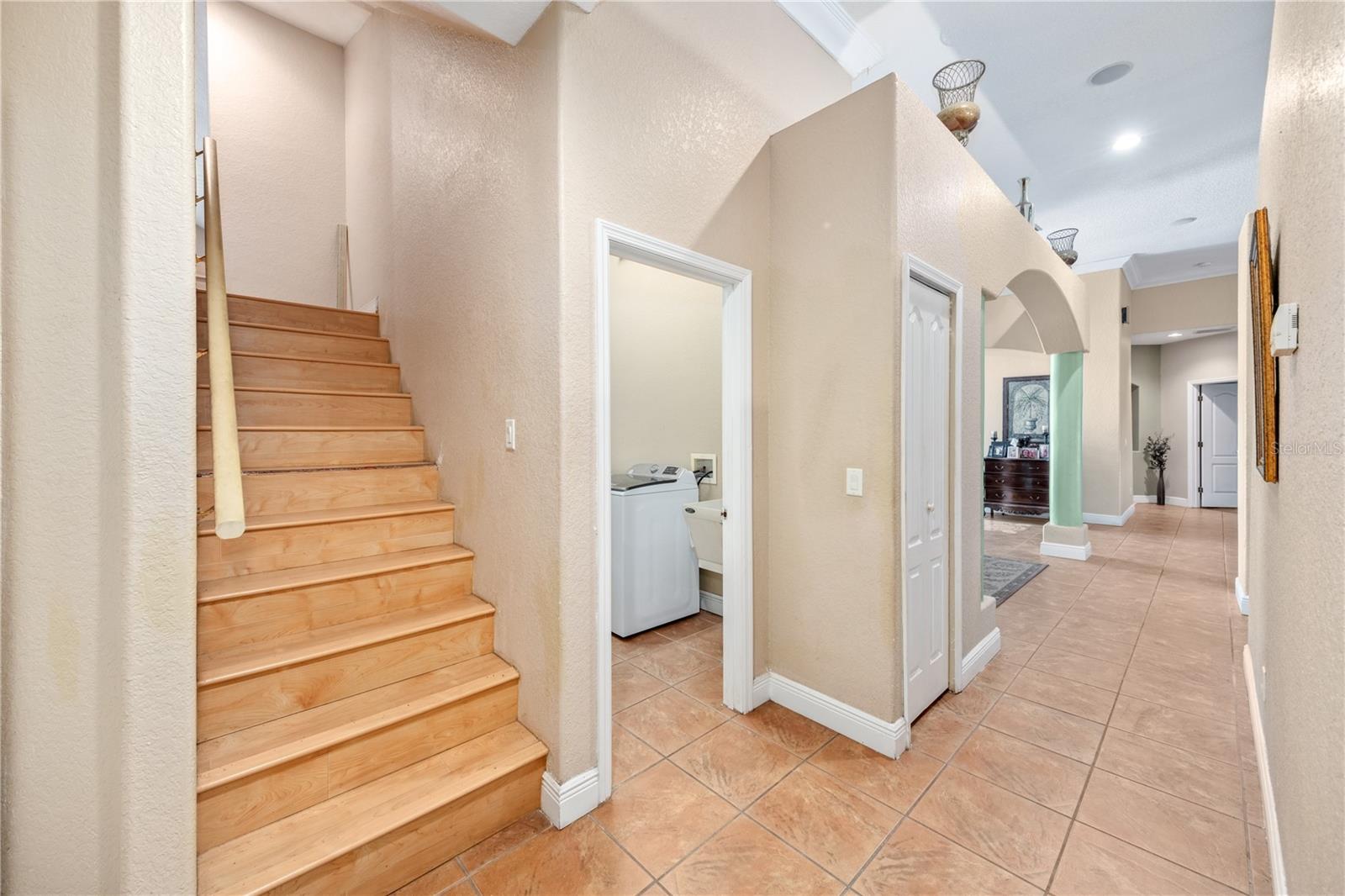 1051 DUNBAR AVE, SANFORD, FL, 32771