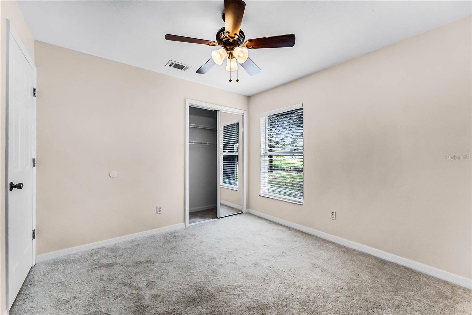 5140 N APOPKA VINELAND RD, ORLANDO, FL, 32818