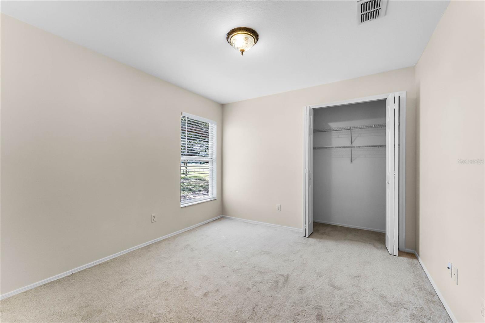 5140 N APOPKA VINELAND RD, ORLANDO, FL, 32818