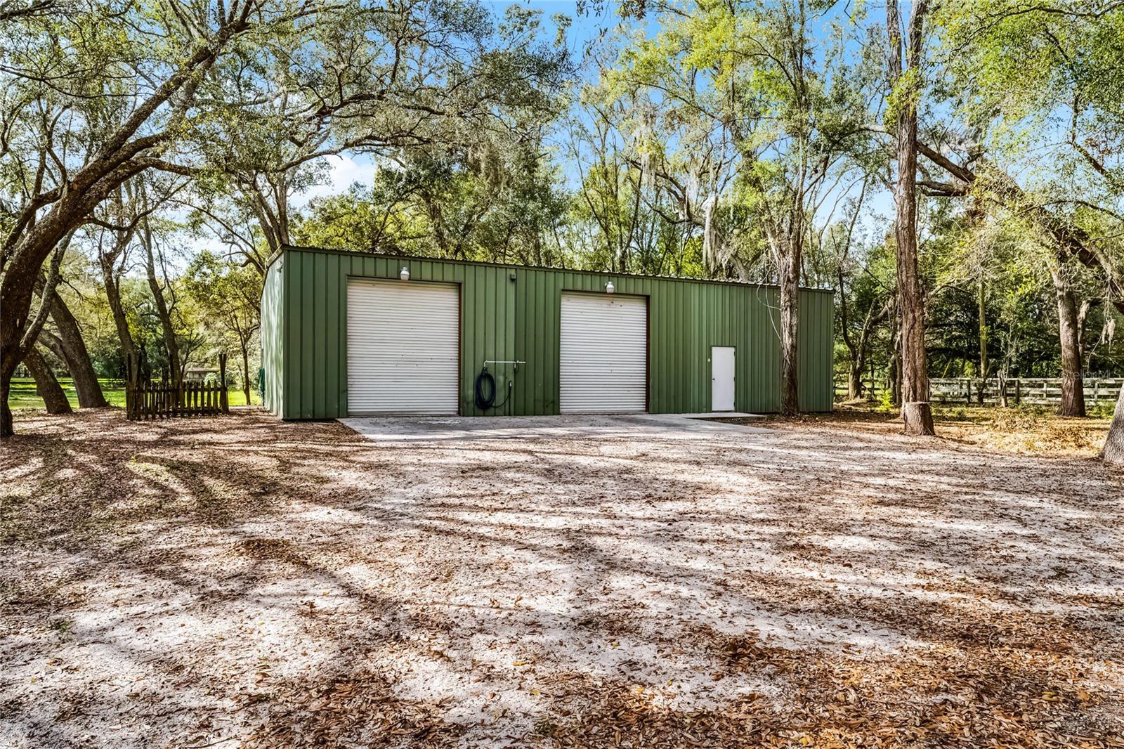 5140 N APOPKA VINELAND RD, ORLANDO, FL, 32818