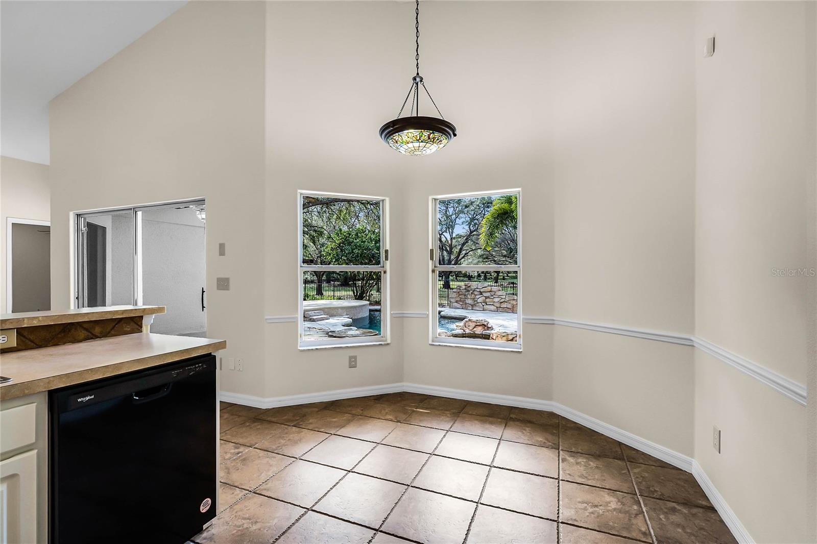 5140 N APOPKA VINELAND RD, ORLANDO, FL, 32818