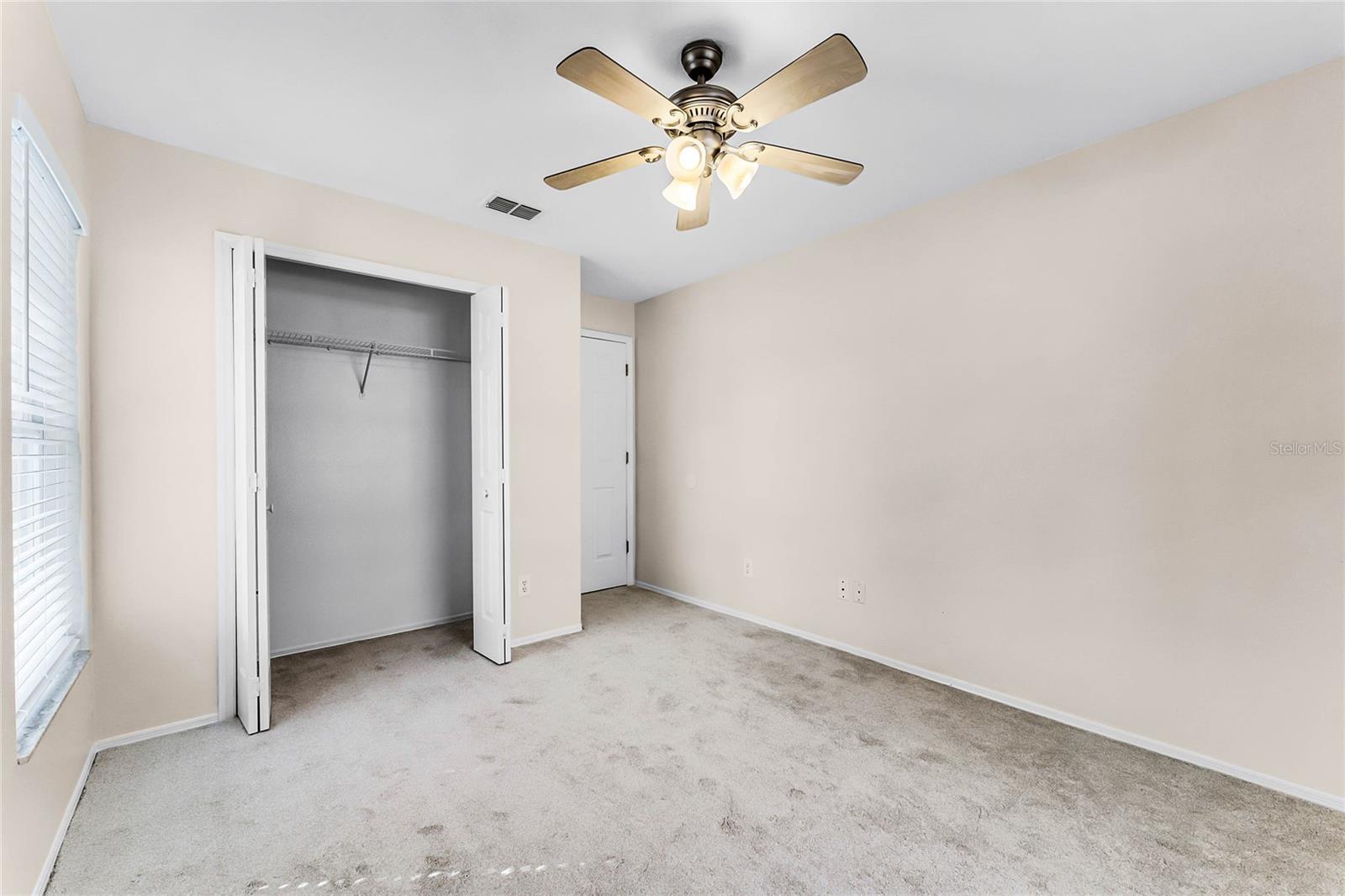 5140 N APOPKA VINELAND RD, ORLANDO, FL, 32818