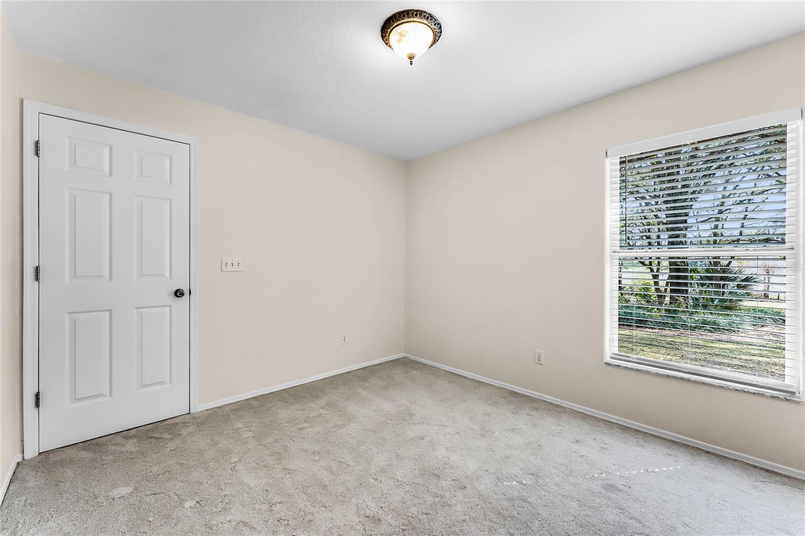 5140 N APOPKA VINELAND RD, ORLANDO, FL, 32818