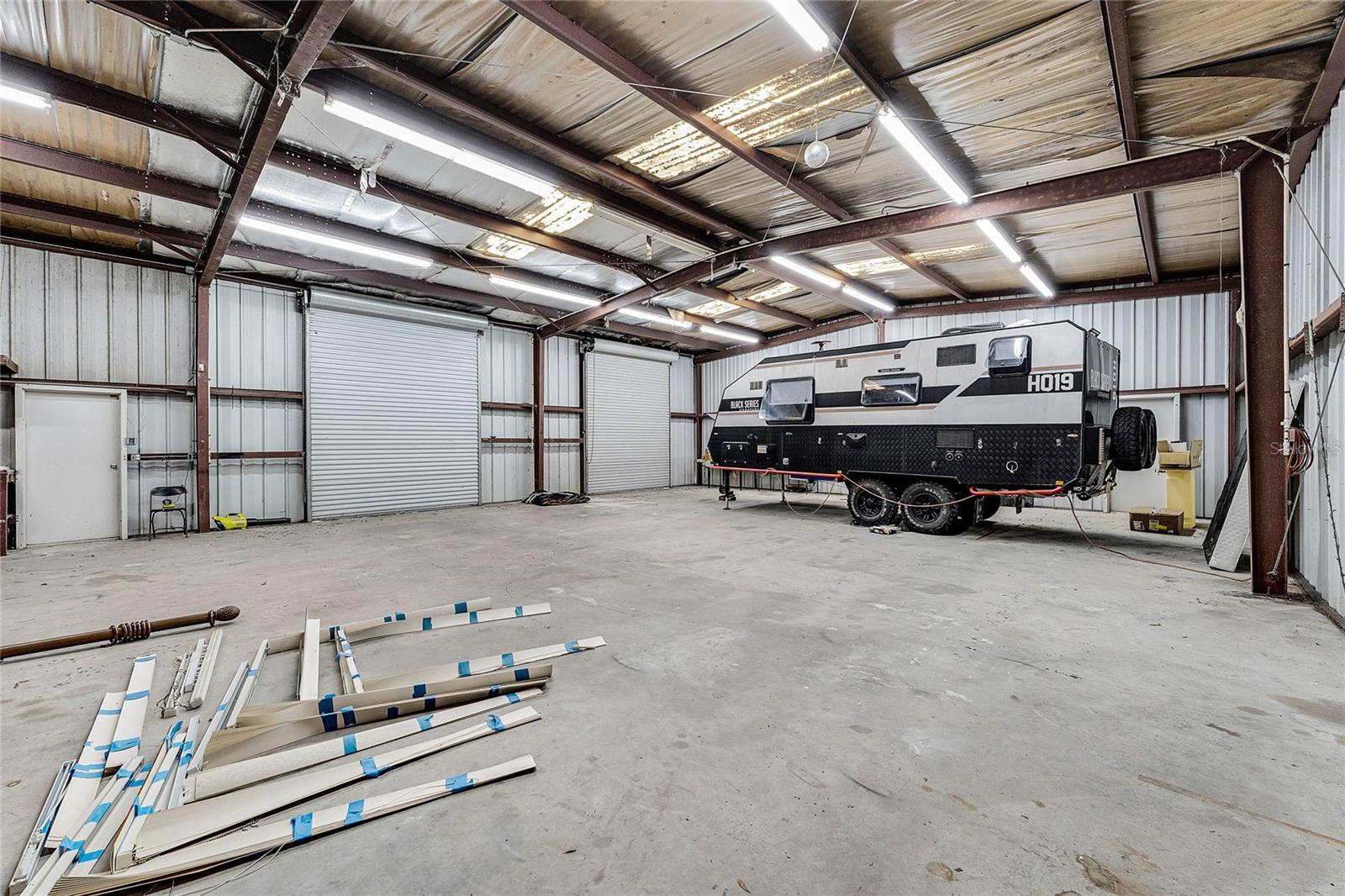 5140 N APOPKA VINELAND RD, ORLANDO, FL, 32818