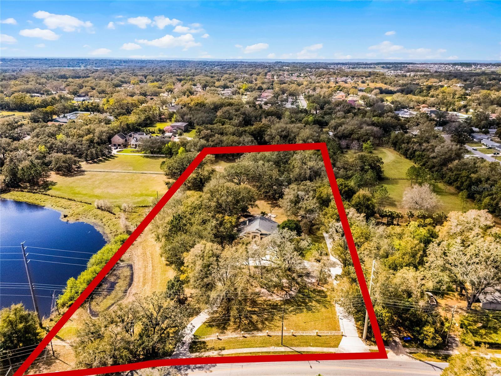 5140 N APOPKA VINELAND RD, ORLANDO, FL, 32818