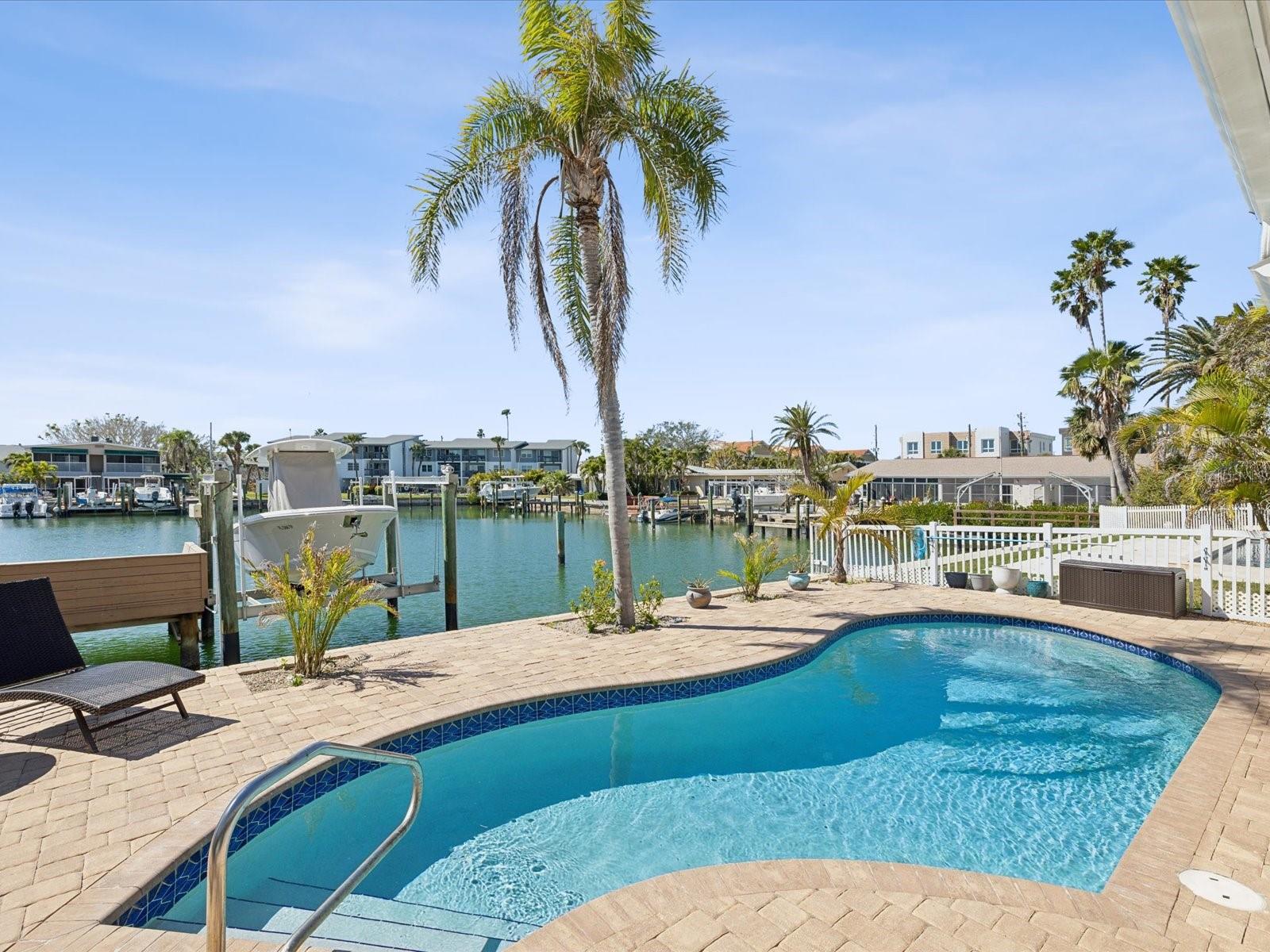 12000 4TH ST E, TREASURE ISLAND, FL, 33706