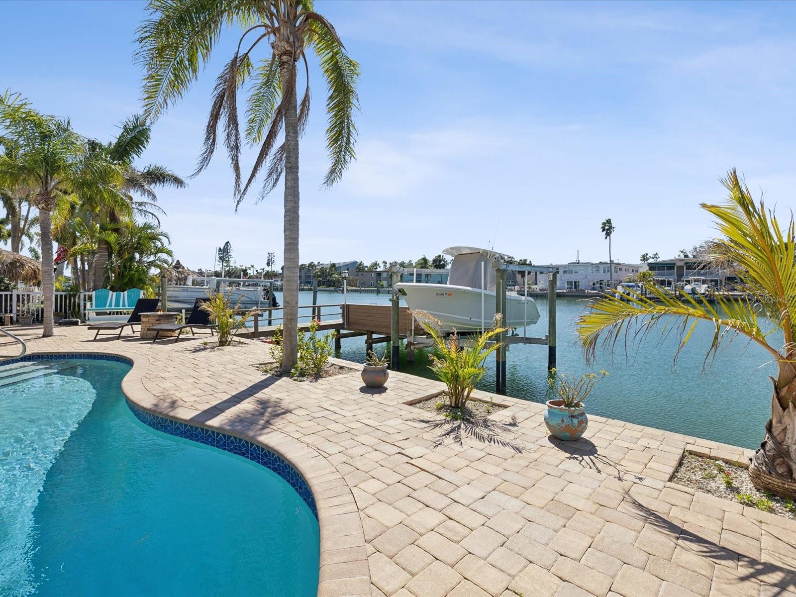 12000 4TH ST E, TREASURE ISLAND, FL, 33706
