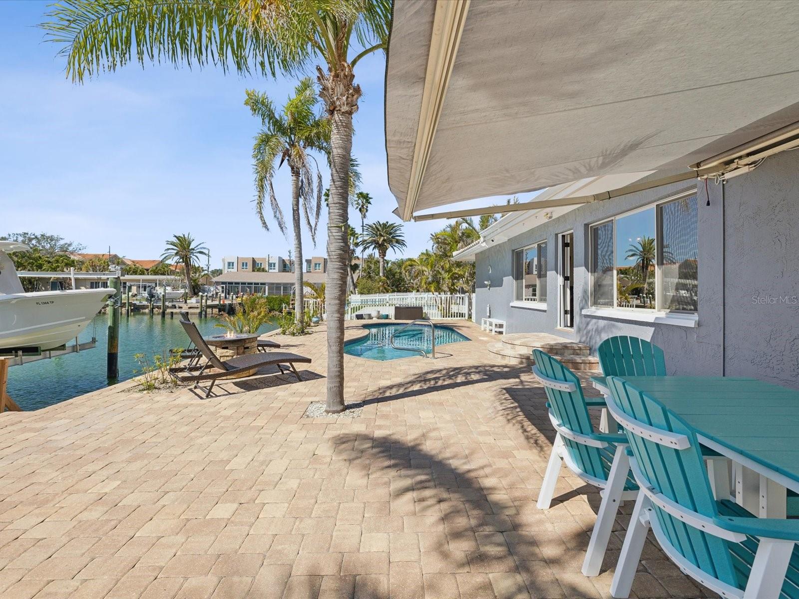 12000 4TH ST E, TREASURE ISLAND, FL, 33706
