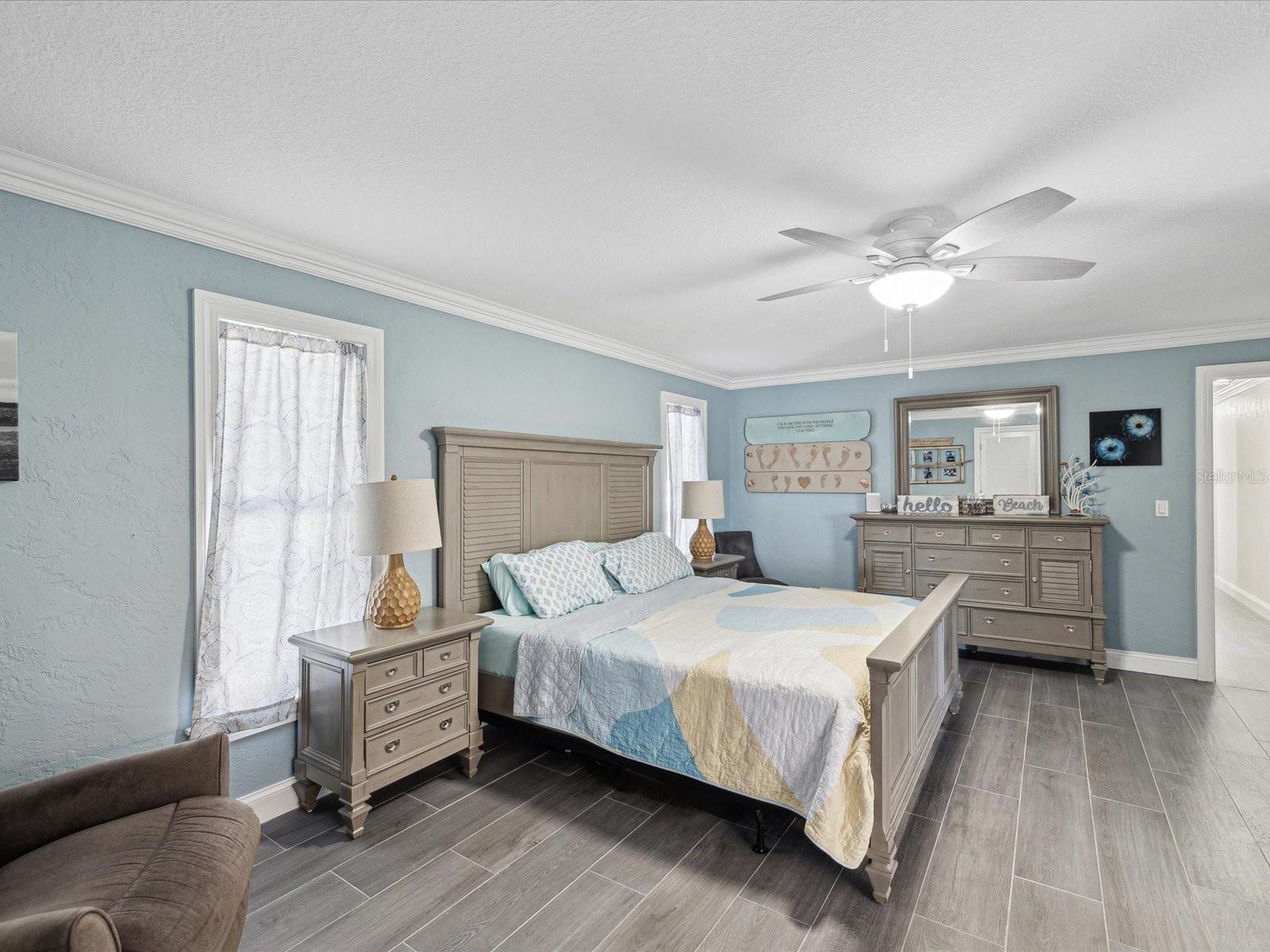 12000 4TH ST E, TREASURE ISLAND, FL, 33706