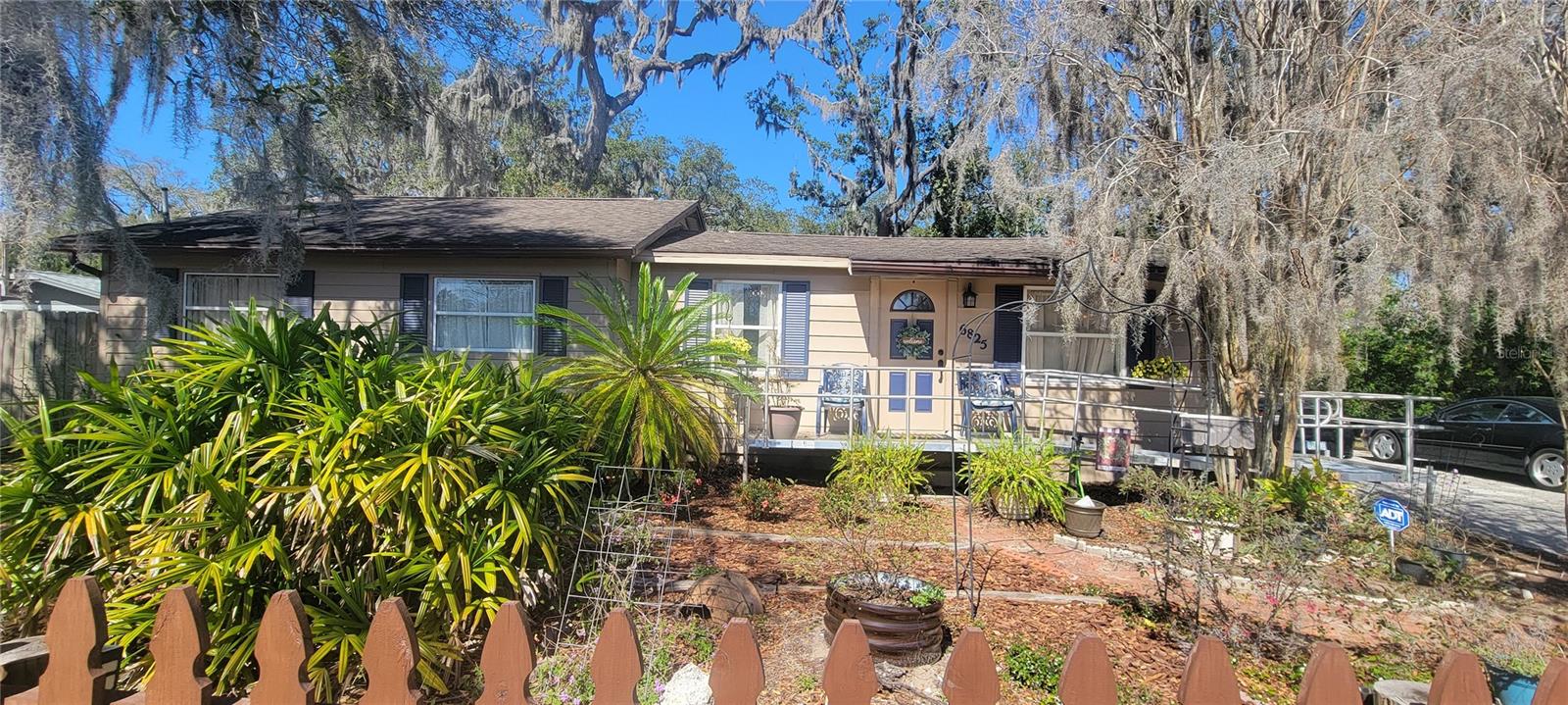 6825 MAIN ST, NEW PORT RICHEY, FL, 34653