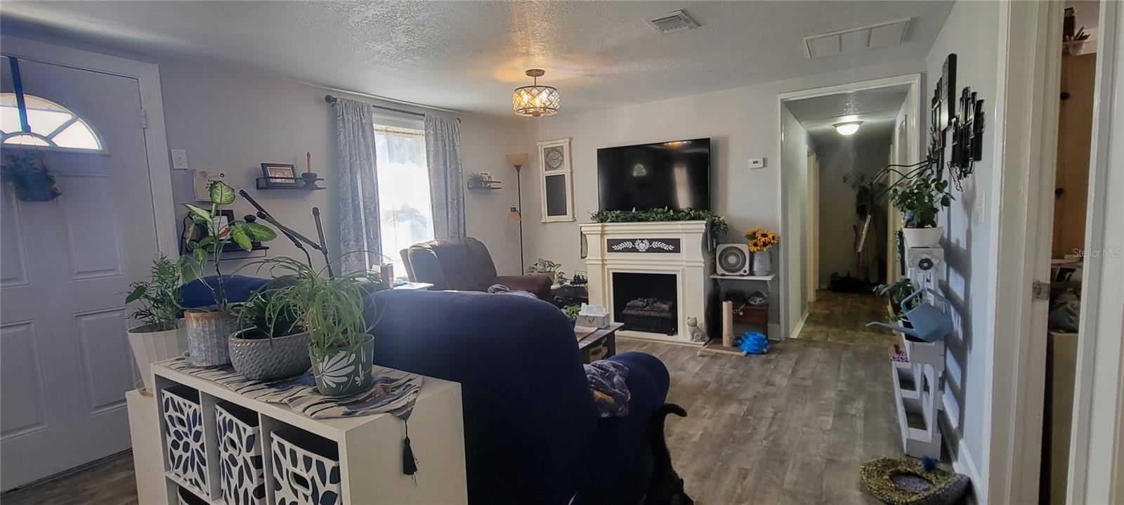 6825 MAIN ST, NEW PORT RICHEY, FL, 34653